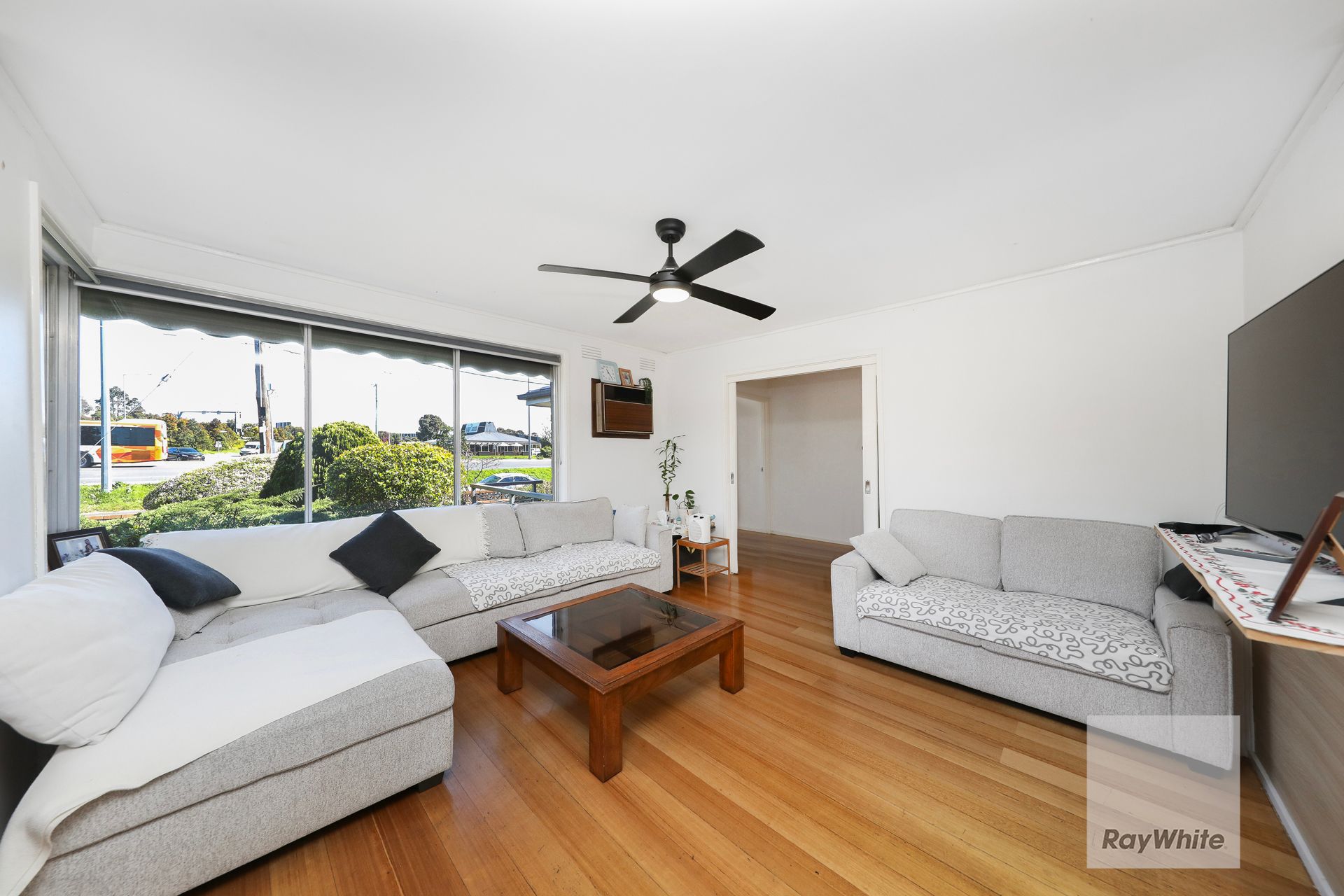 9 Dudley Court — photo 5 of 14