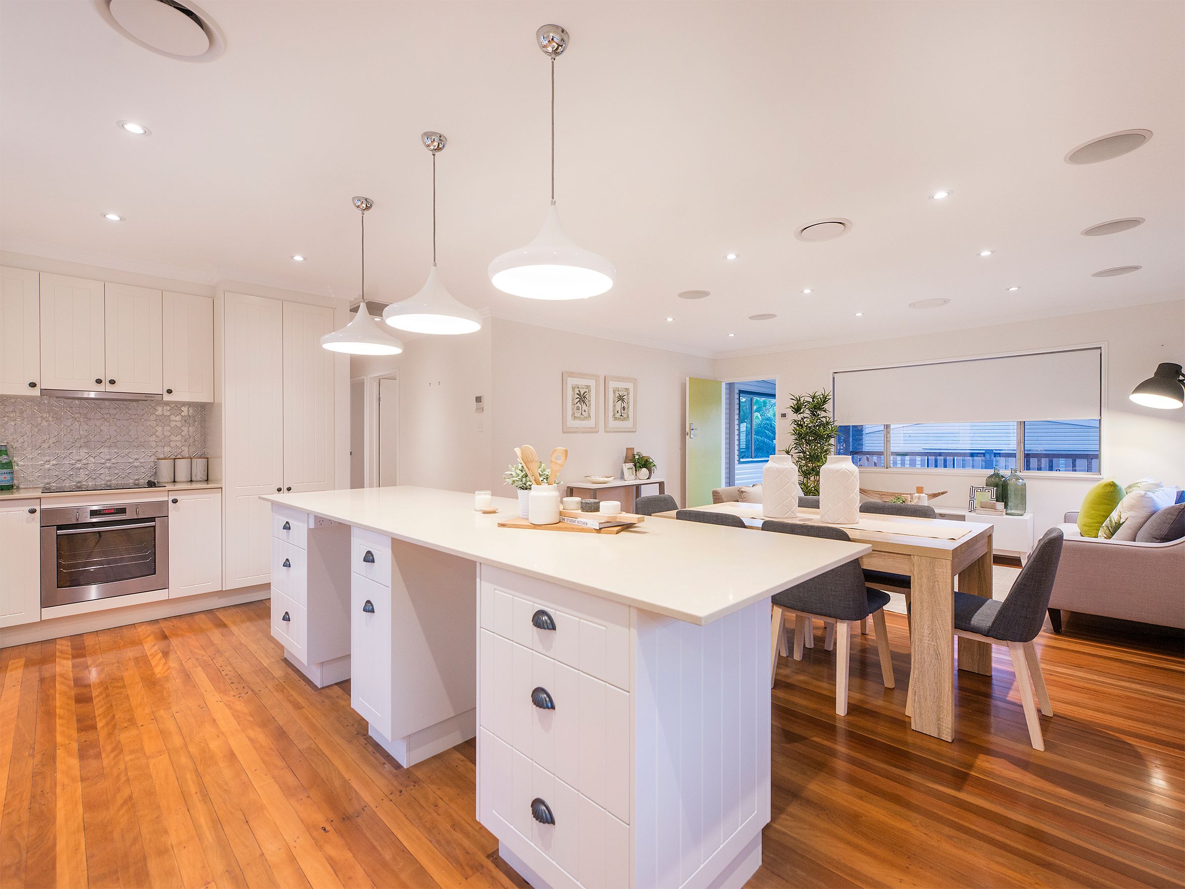 46 Dobbs Street, Holland Park West, QLD 4121