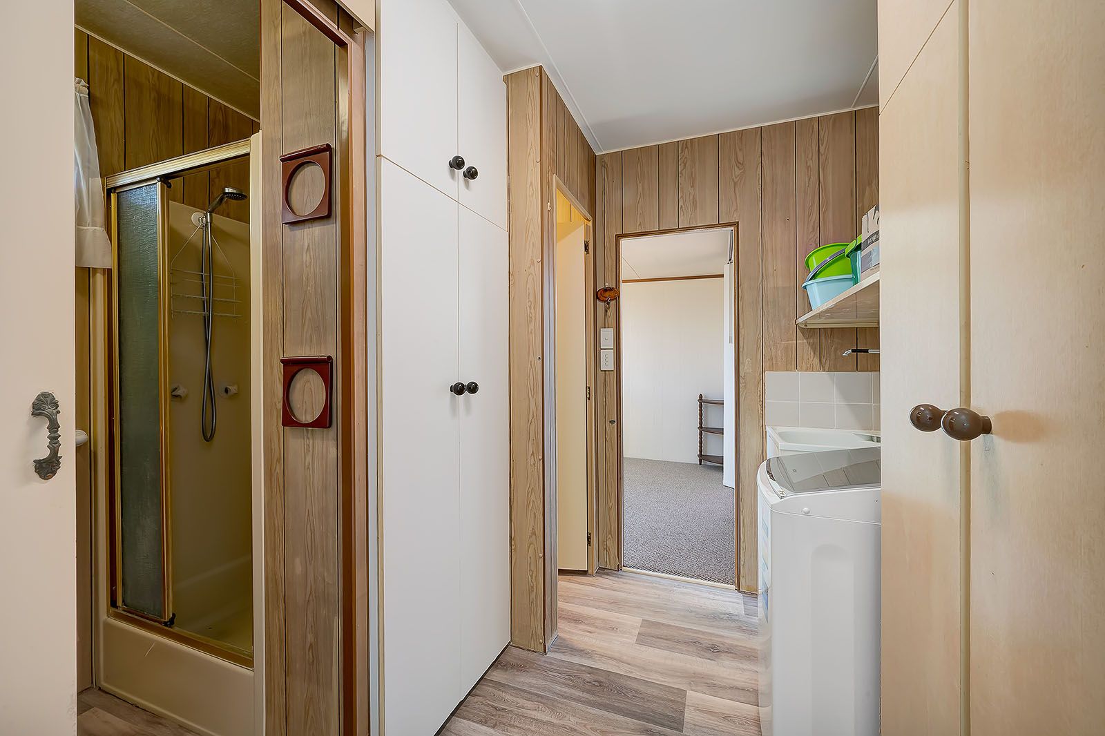 211/1 Diura Street — photo 10 of 11
