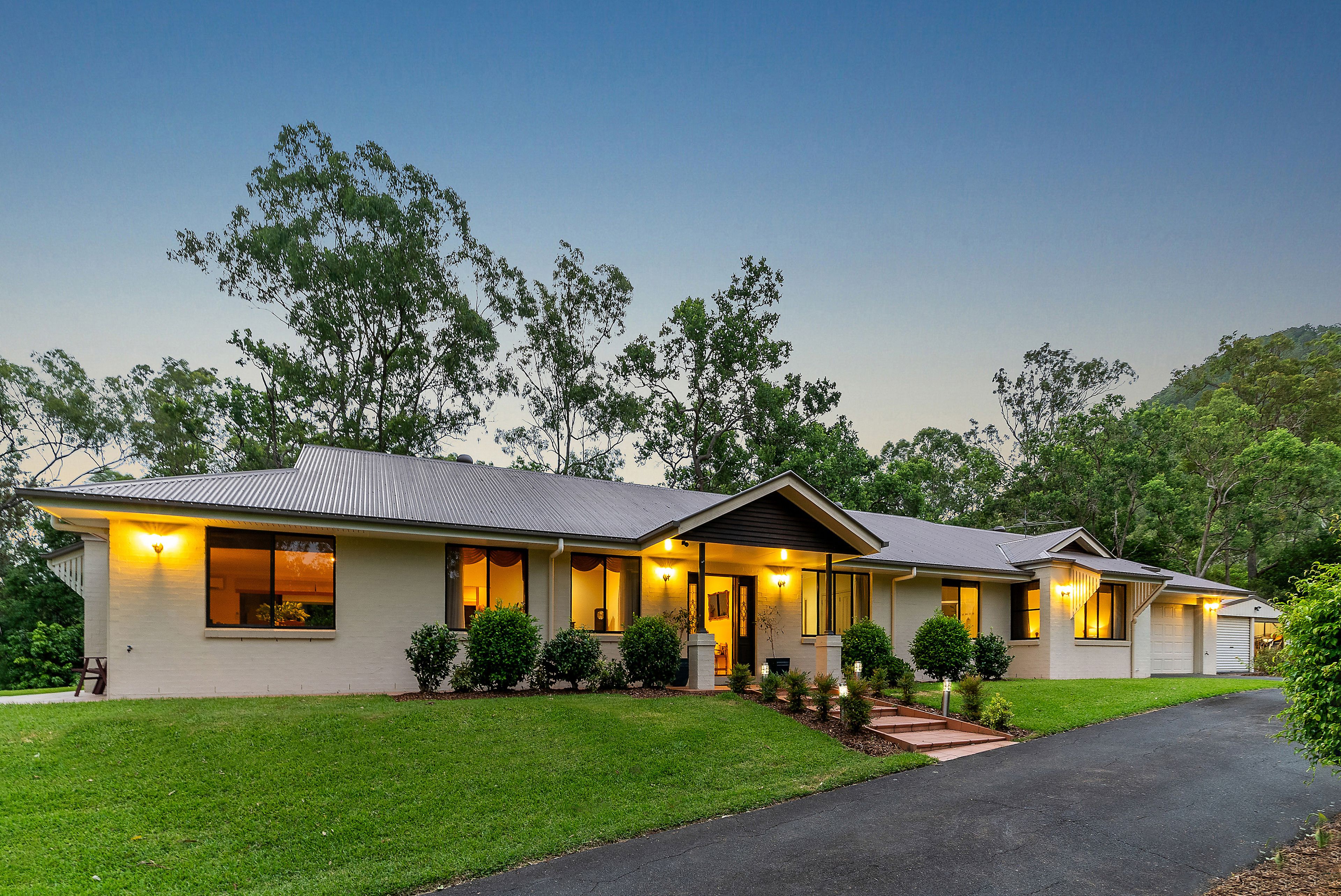 3 Woodbine Court, Highvale, QLD 4520 - Sold House - Ray White Mitchelton