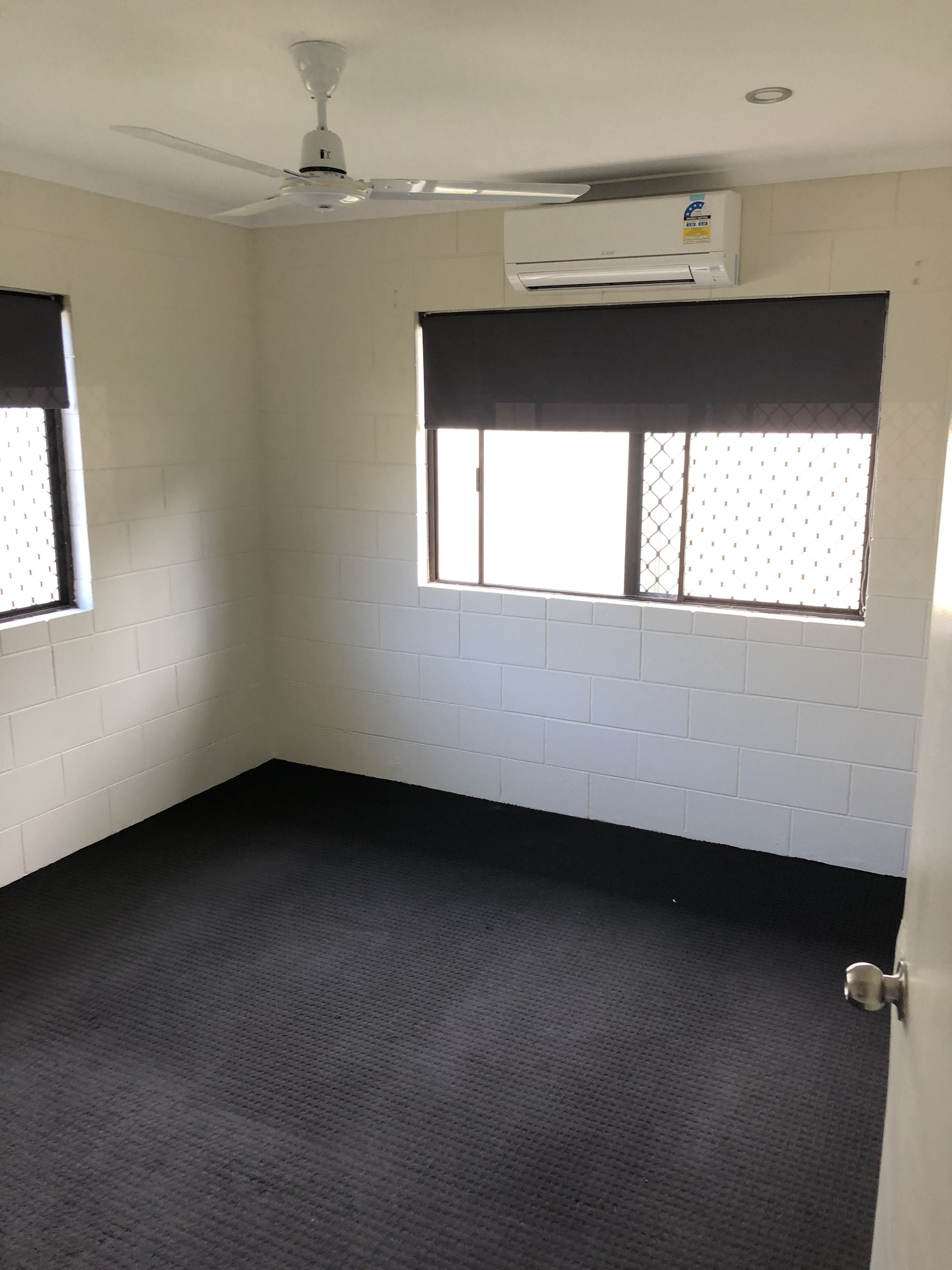 2/57 Hollywood Boulevard, White Rock, QLD 4868