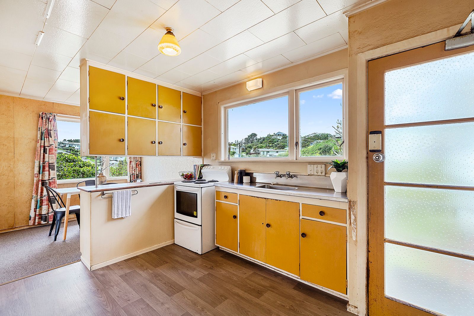 82 Glanmire Road, Newlands, Wellington City