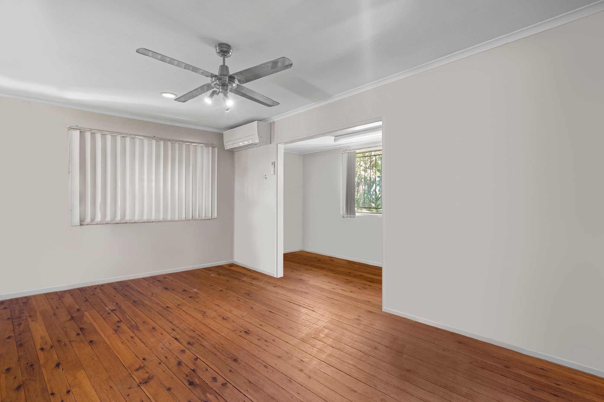 10 Ormesby Street, Woodridge, QLD 4114