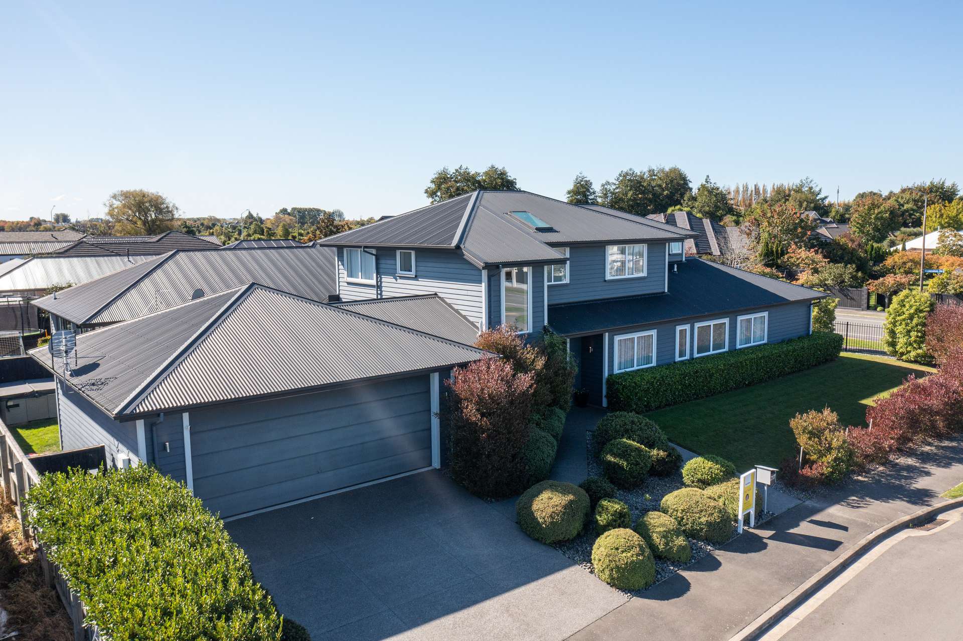 217 Cavendish Road photo 39
