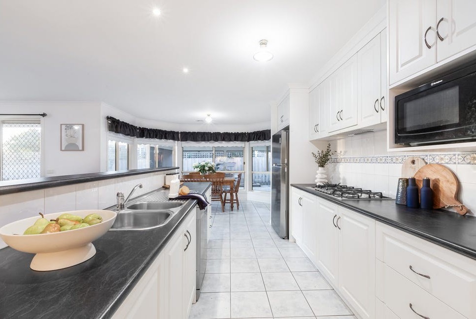 22 Caroville Drive, Warrnambool, VIC 3280