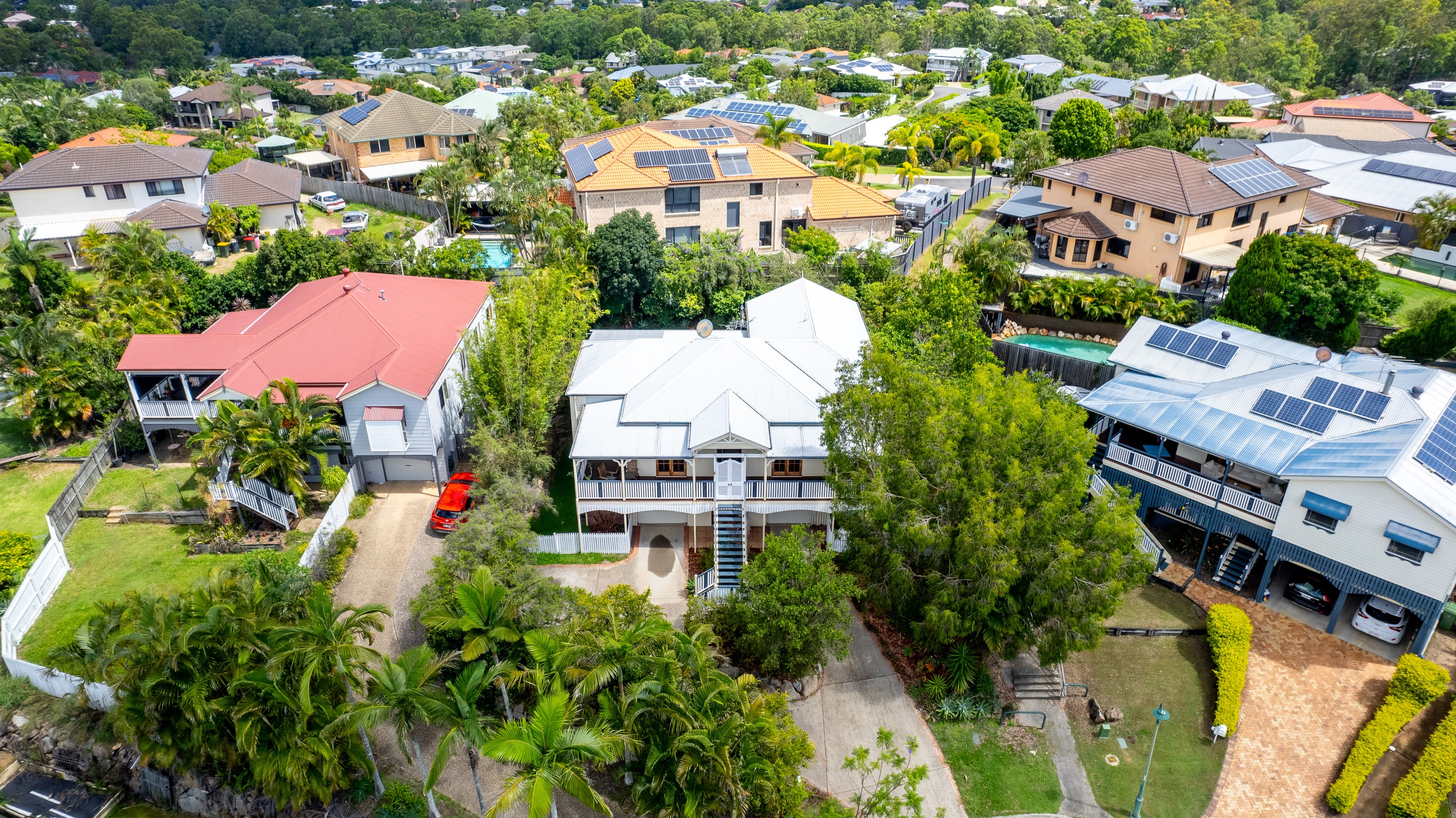 5 Medeo Court, Eatons Hill, QLD 4037
