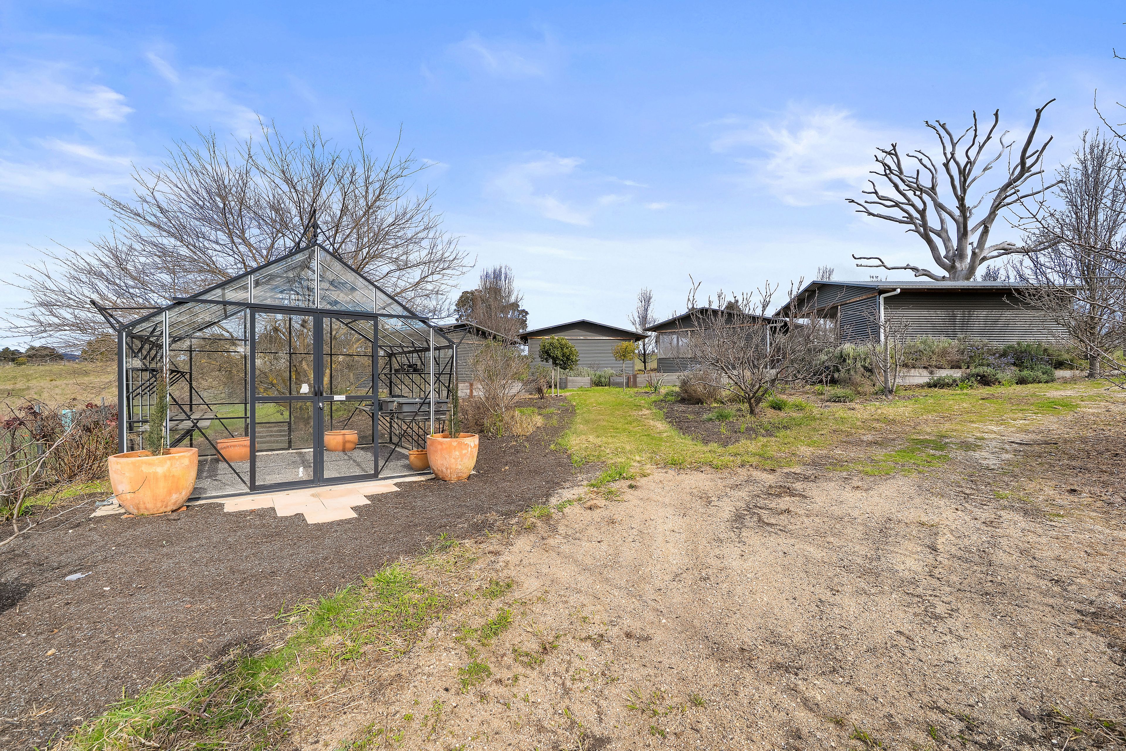4924 Gundaroo Road — photo 16 of 30
