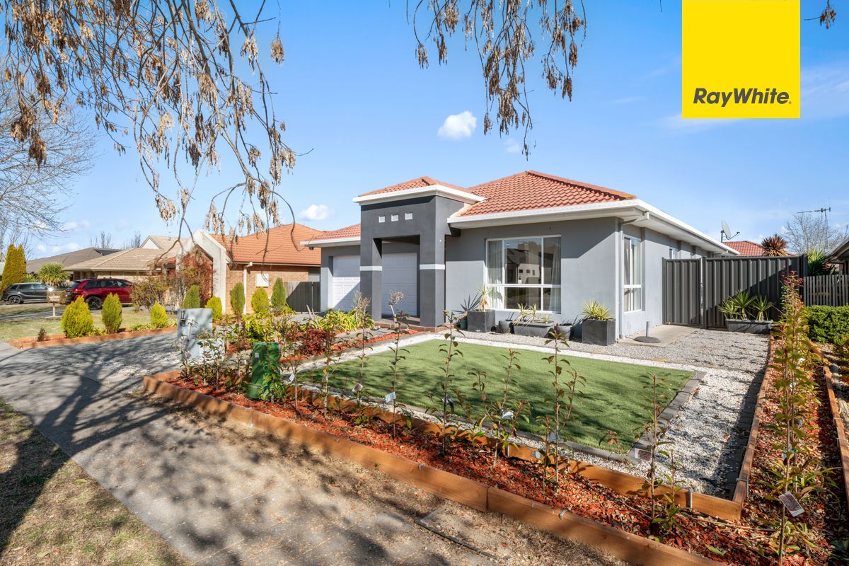 17 Wallaman Street, Harrison, ACT 2914