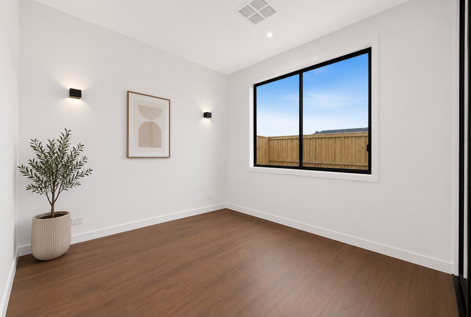 23 Wynnesward Street — photo 6 of 8