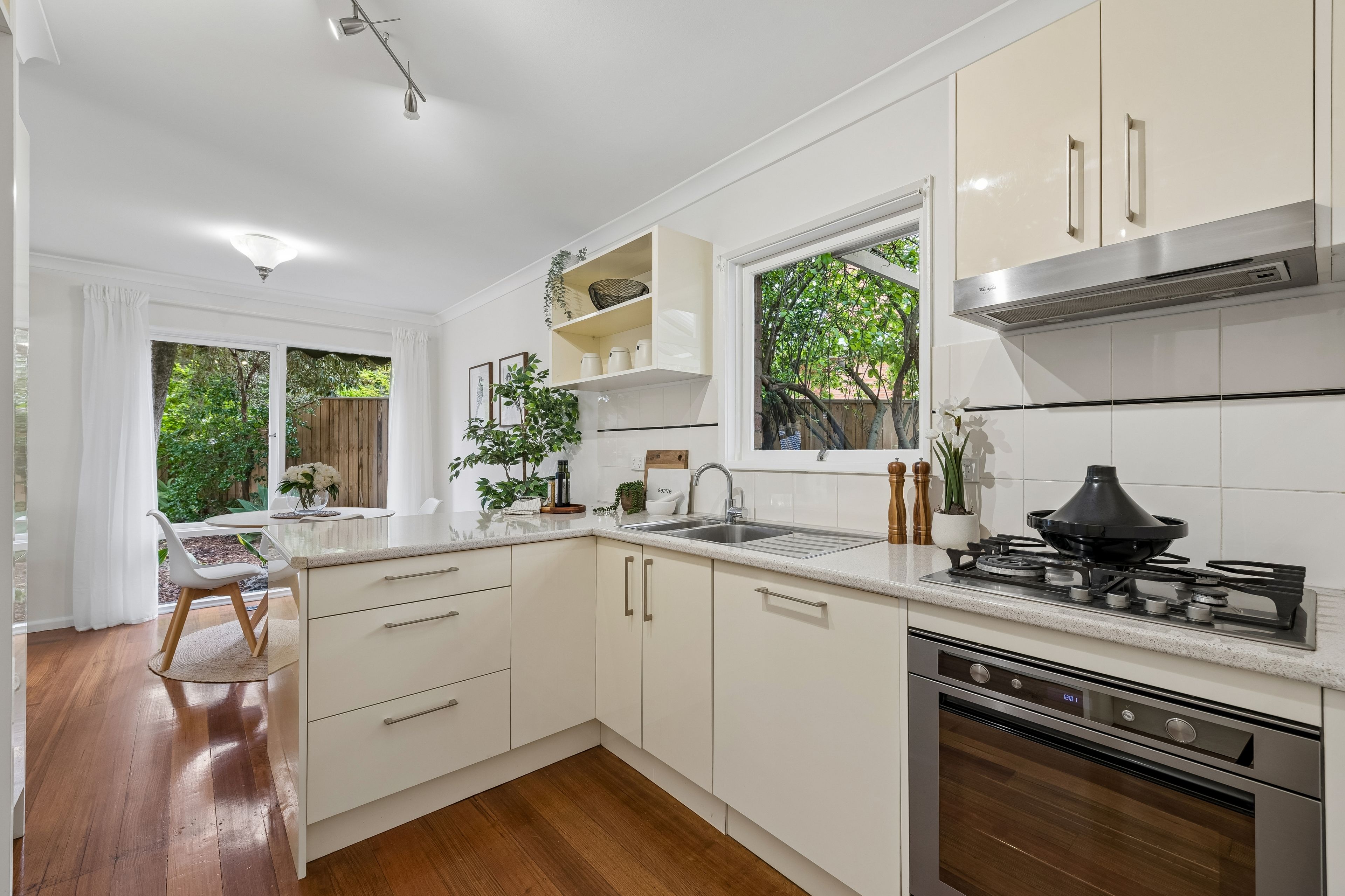 28 Moira Avenue — photo 4 of 12