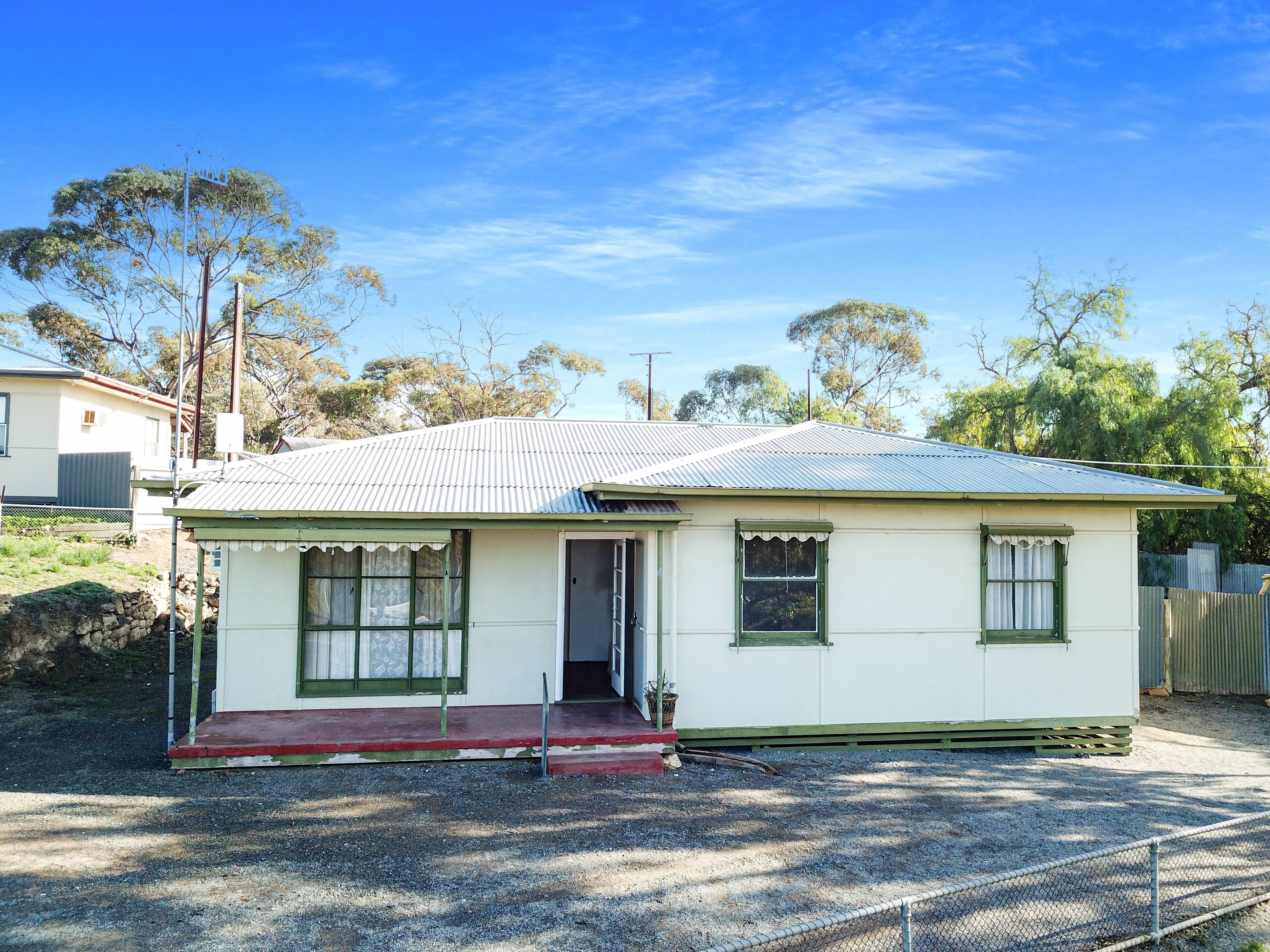 38 North Terrace, Blanchetown SA 5357