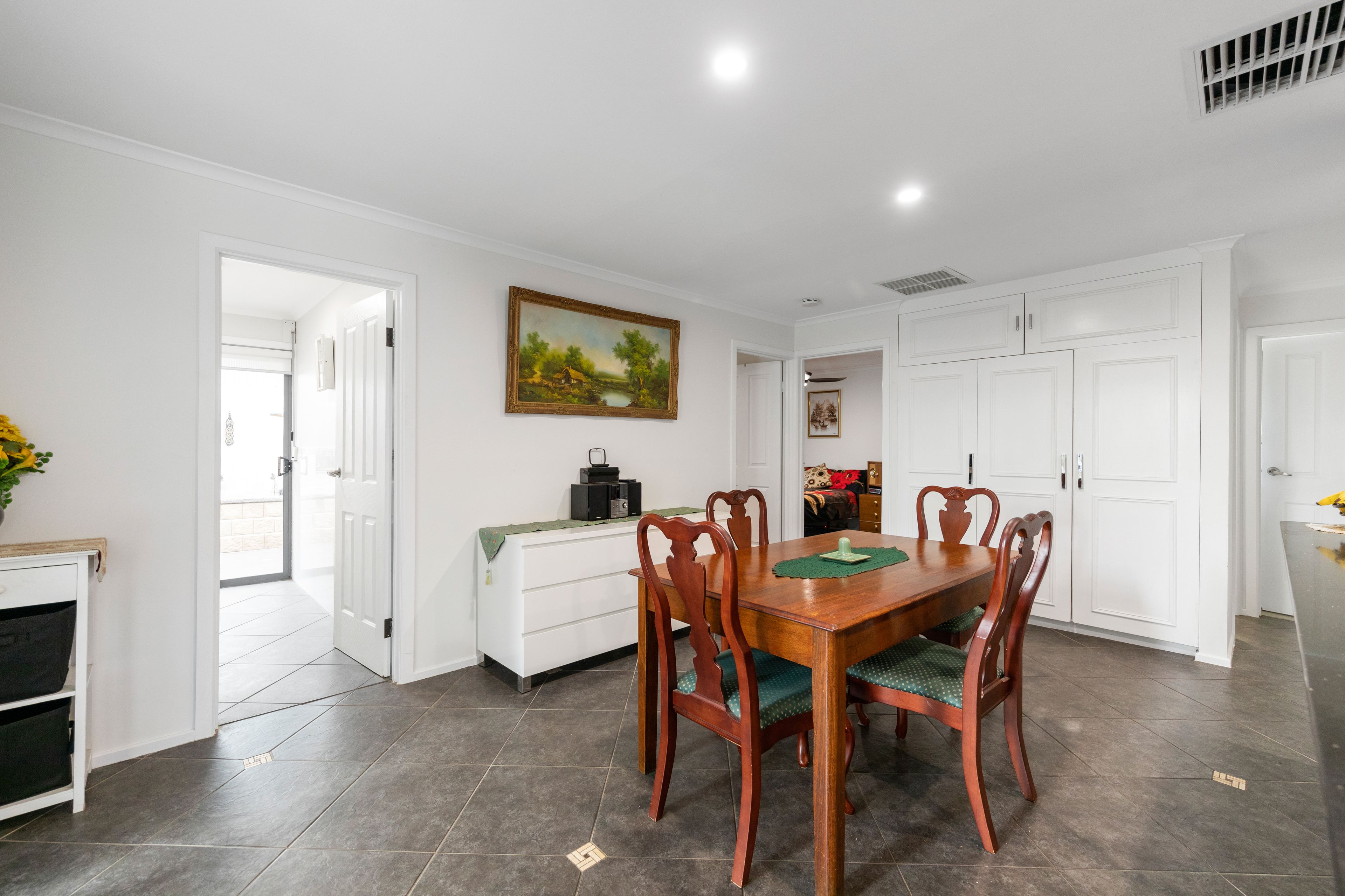 40 Amberdale Road, Blakeview, SA 5114 Sold House Ray White Craigmore