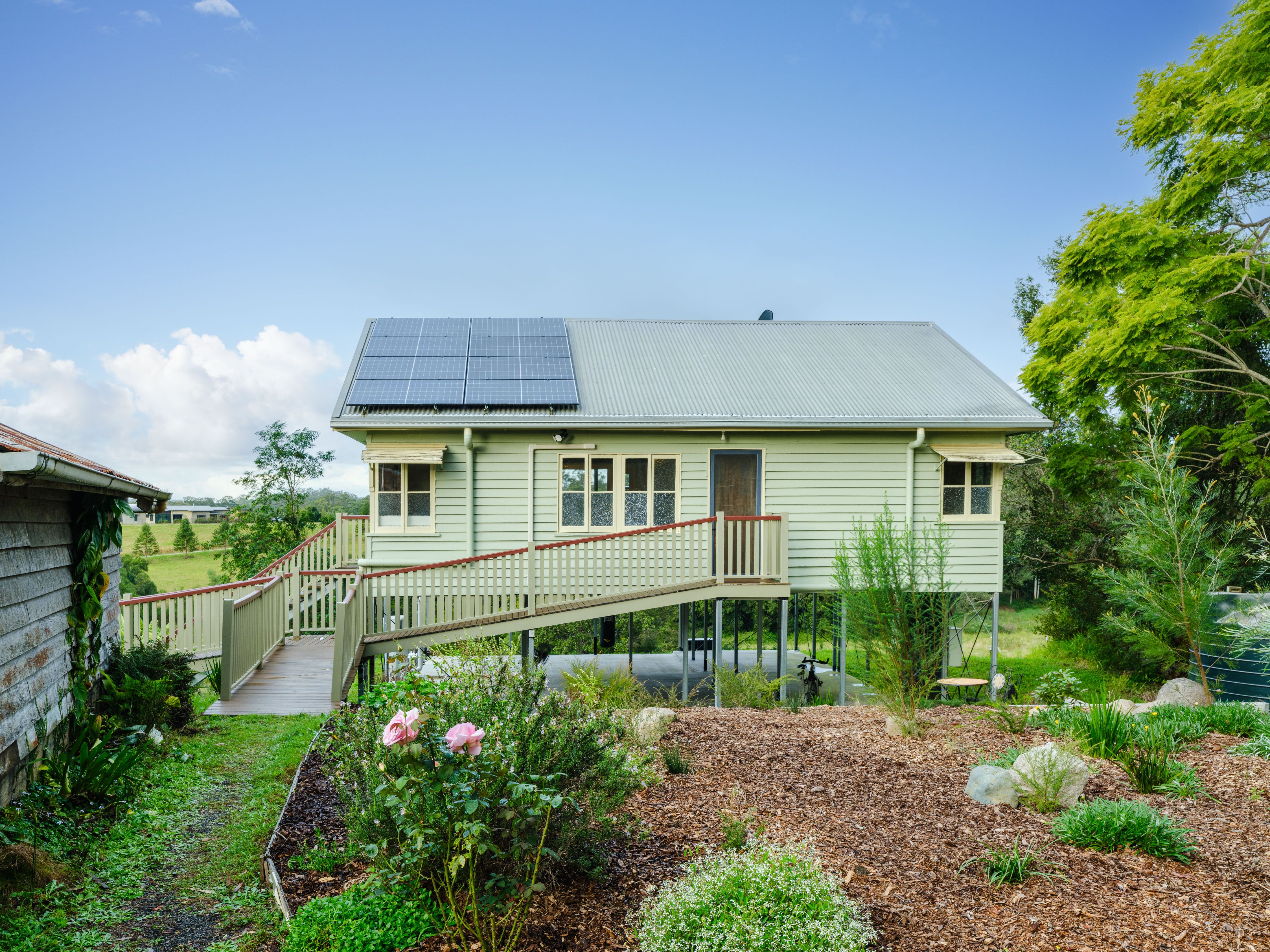 'Roseland' - A Timeless Country Retreat with Dual Living & Endless Possibilities — photo 17 of 30
