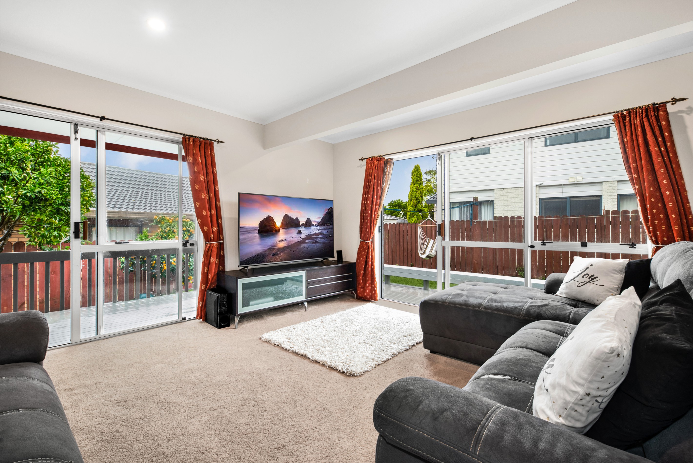 812 Chapel Road, Shamrock Park, Manukau City