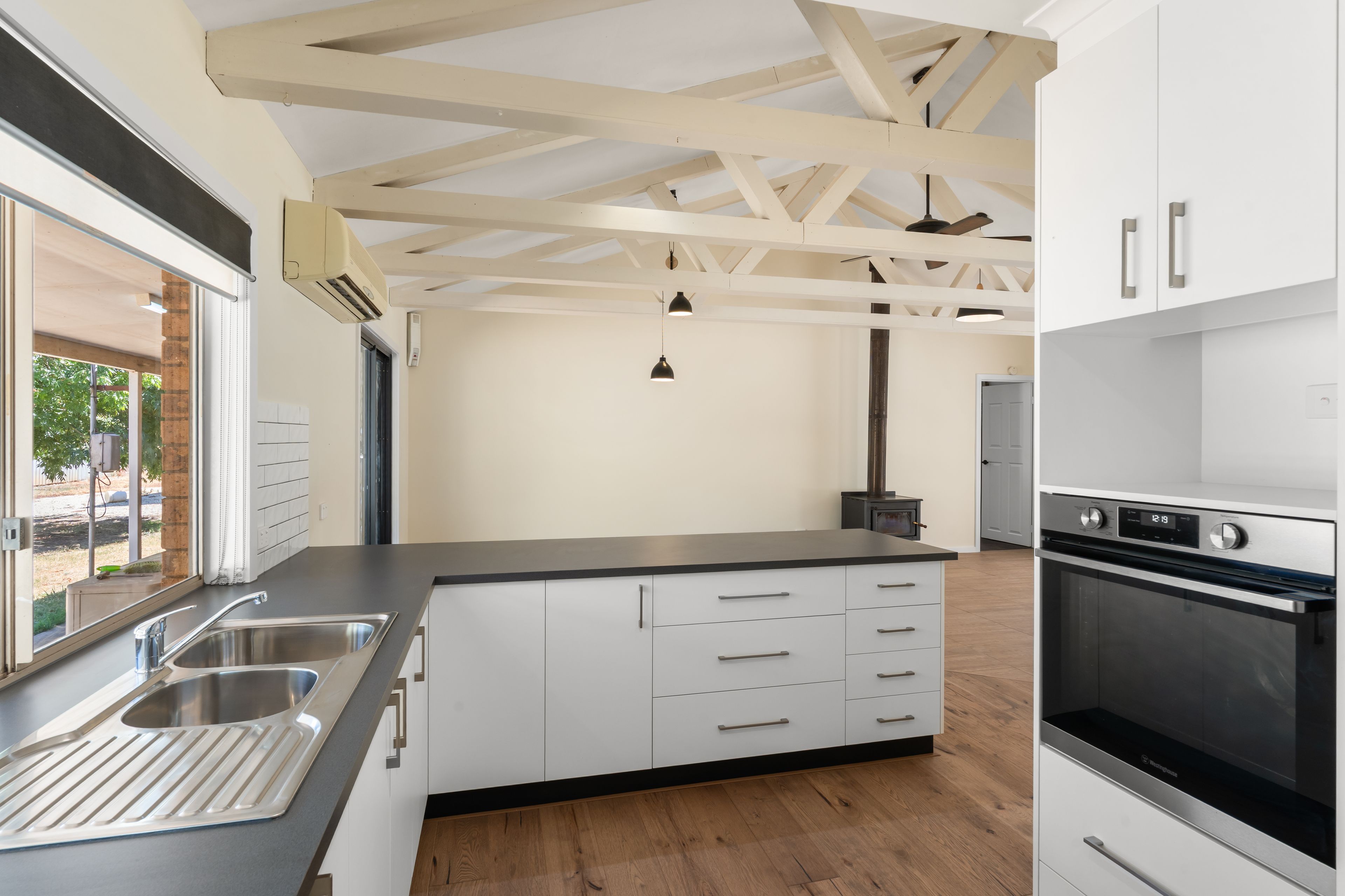 895 Northwood Road, Northwood, VIC 3660