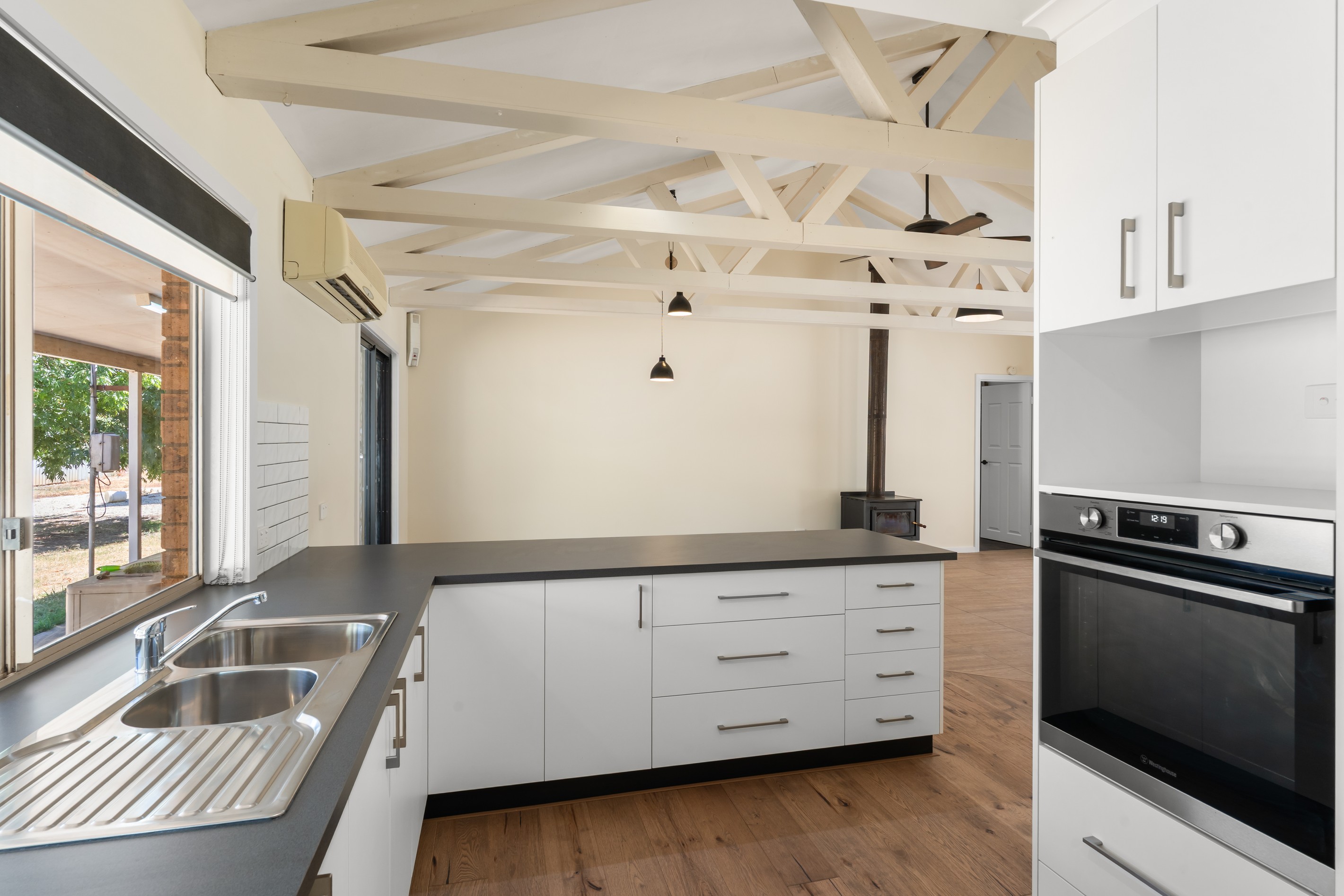 895 Northwood Road, Northwood, VIC 3660