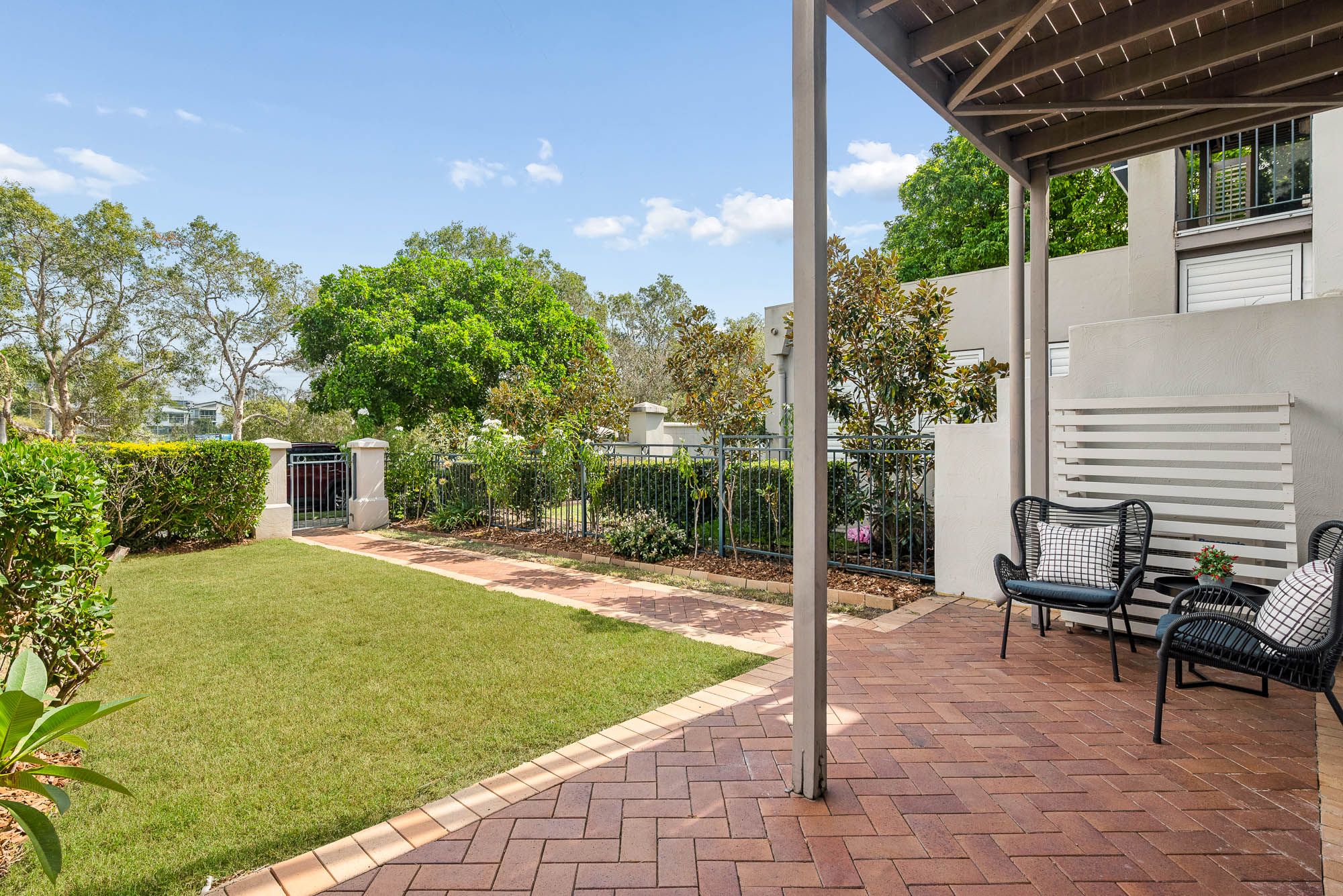 99 Coutts Street