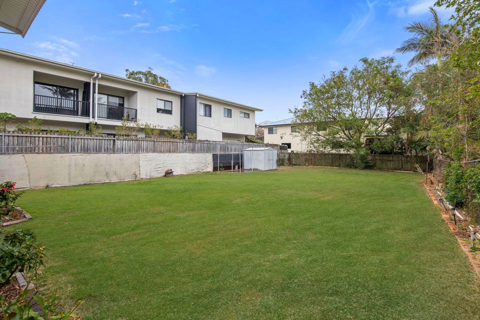 93 Junction Road — photo 18 of 20