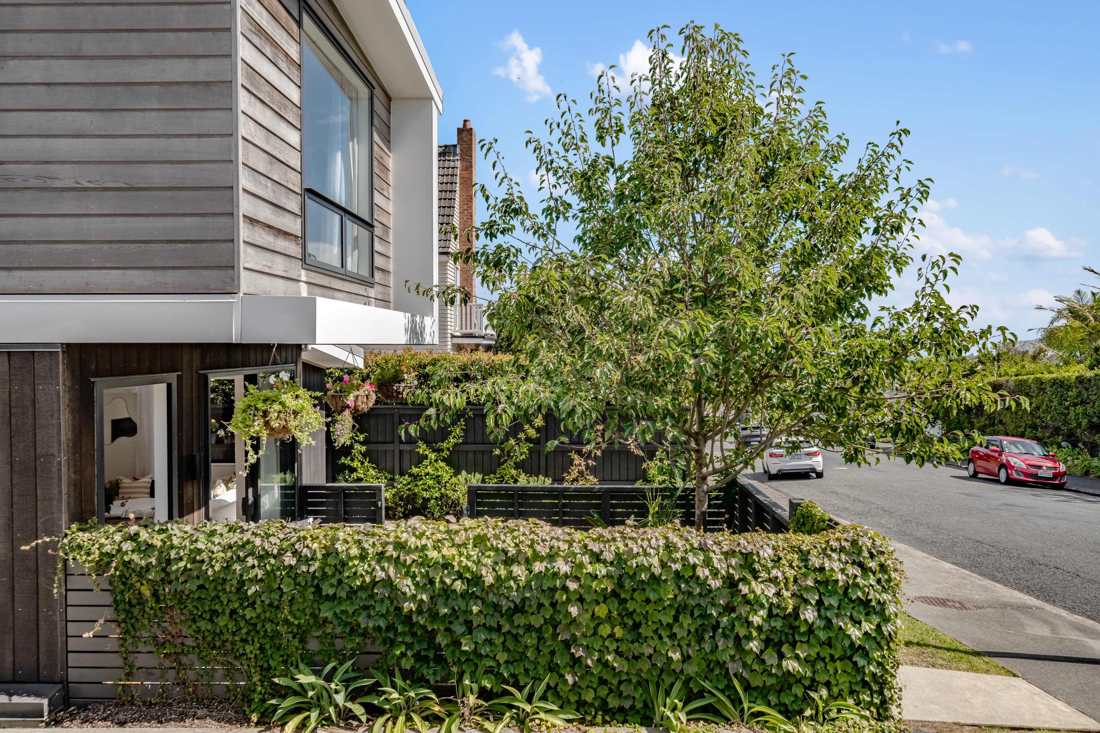 1/4 Glen Atkinson Street, St Heliers