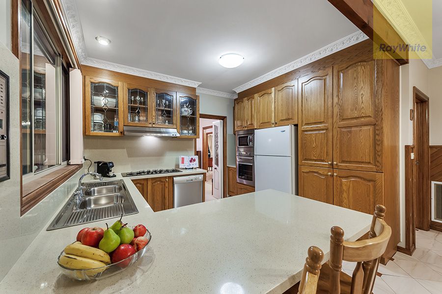 119 Chichester Drive, Taylors Lakes, VIC 3038