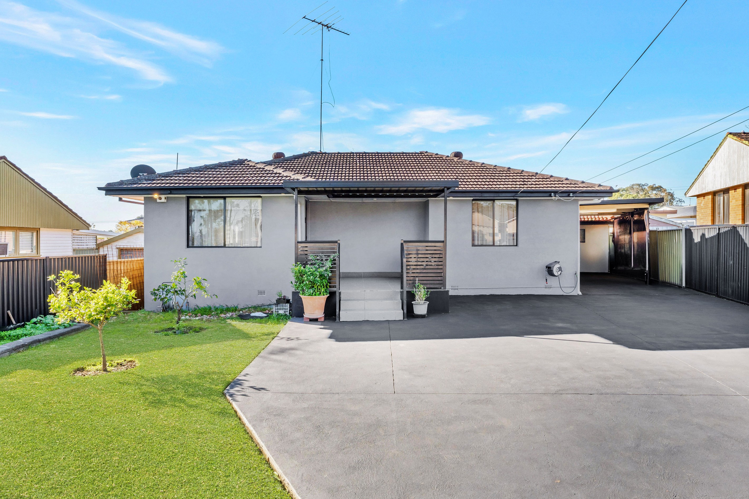 7 Guthega Crescent, Heckenberg, NSW 2168