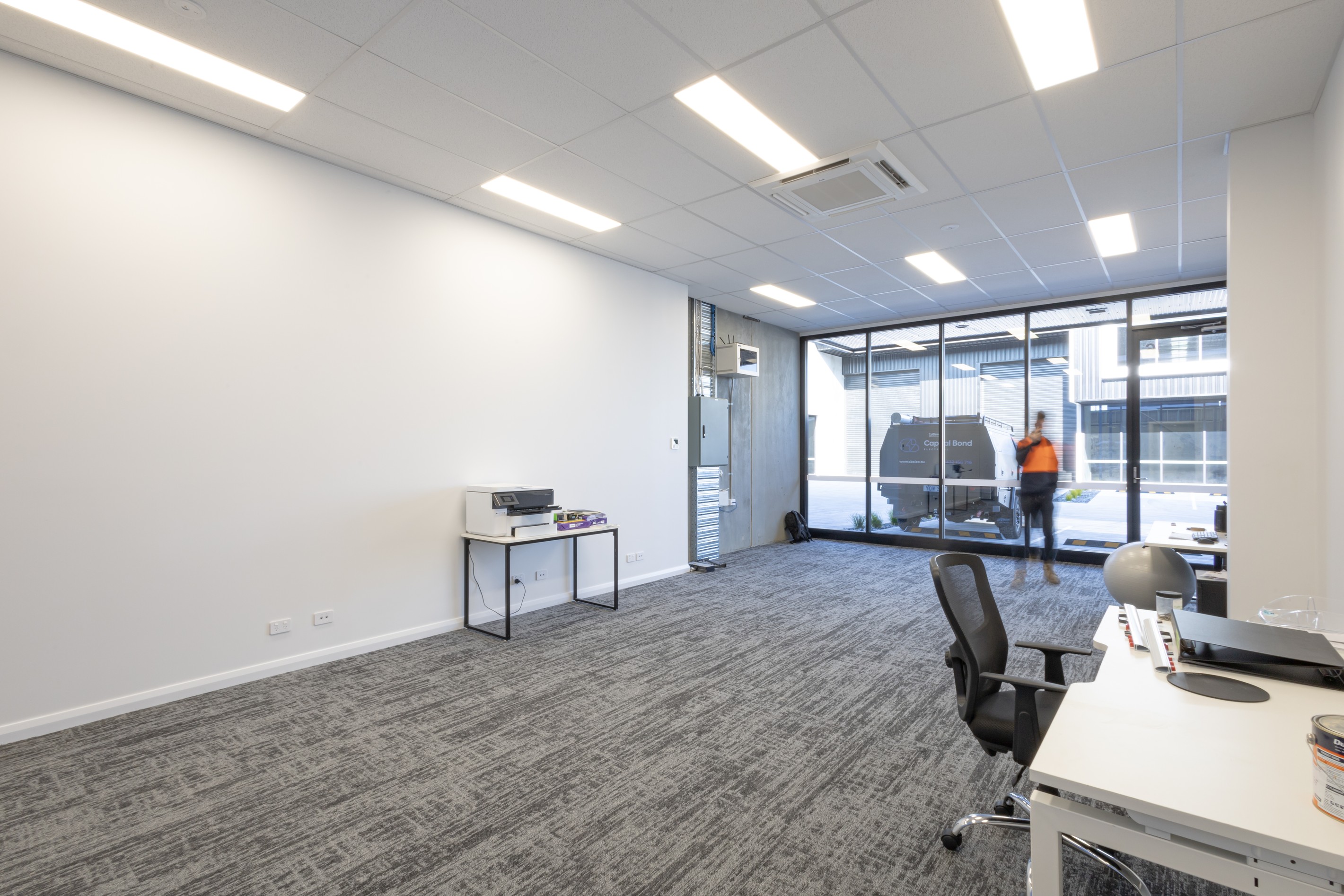 1,2 & 3/22 Val Reid Crescent, Hume, ACT 2620