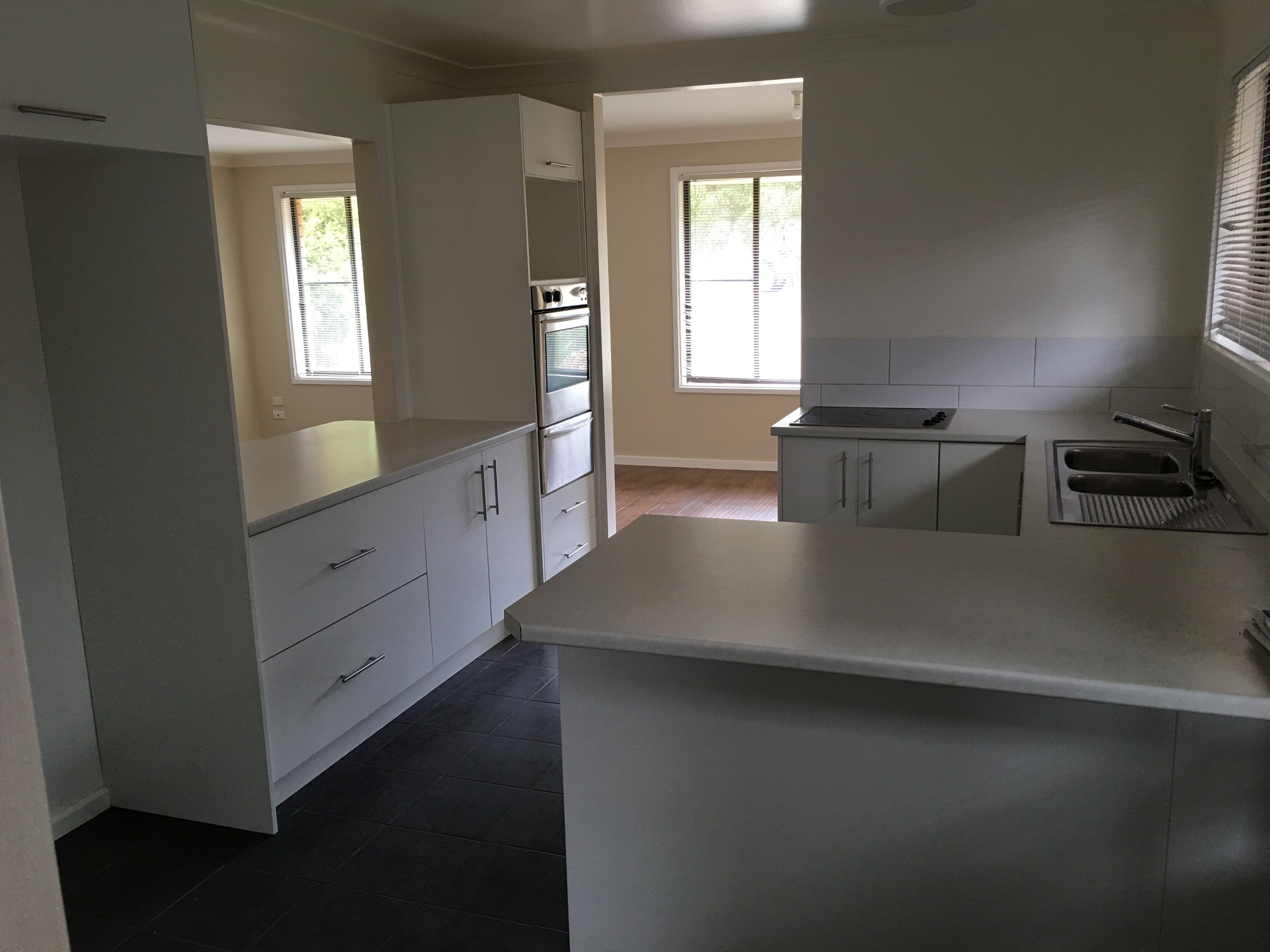15 Glenhaven Avenue, Parkes, NSW 2870