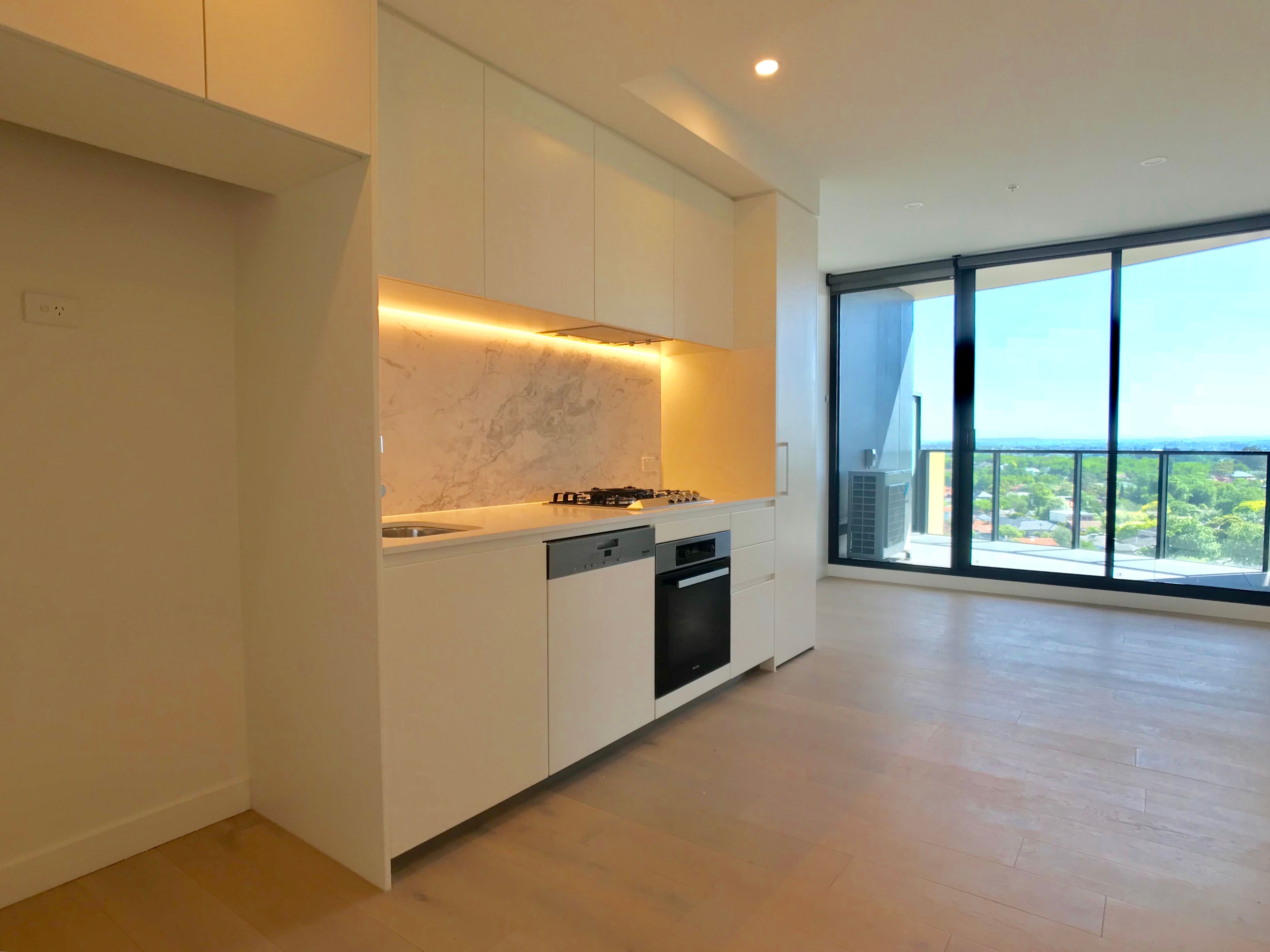 1102/803 Dandenong Road, Malvern East, VIC 3145