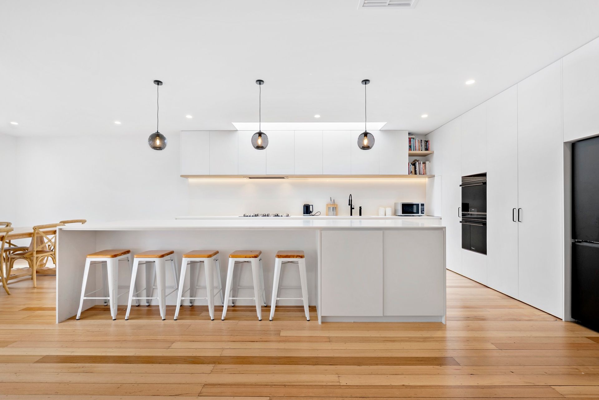 18 Crow Street, Burwood East, VIC 3151