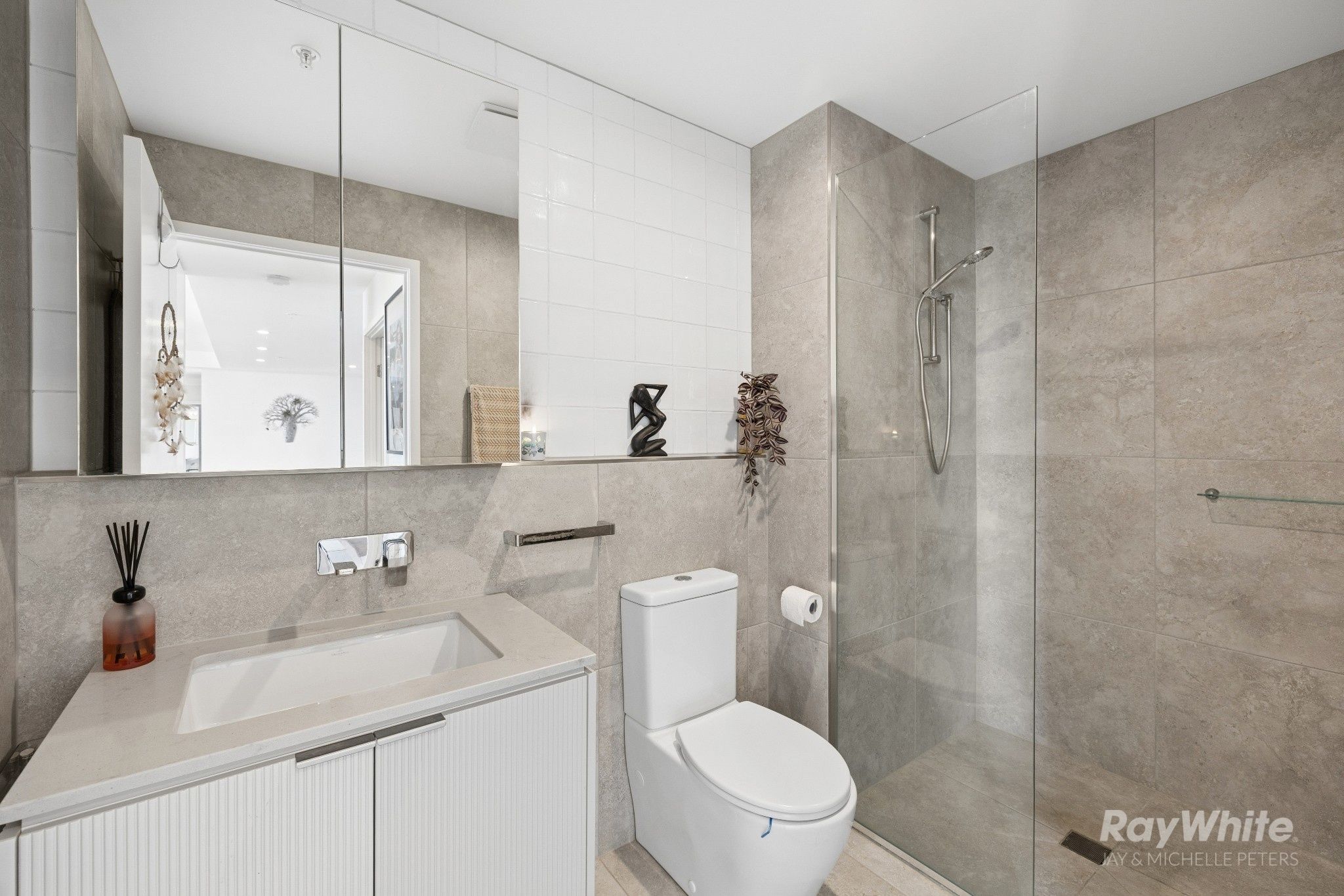 203/15 Aqua Street — photo 15 of 24