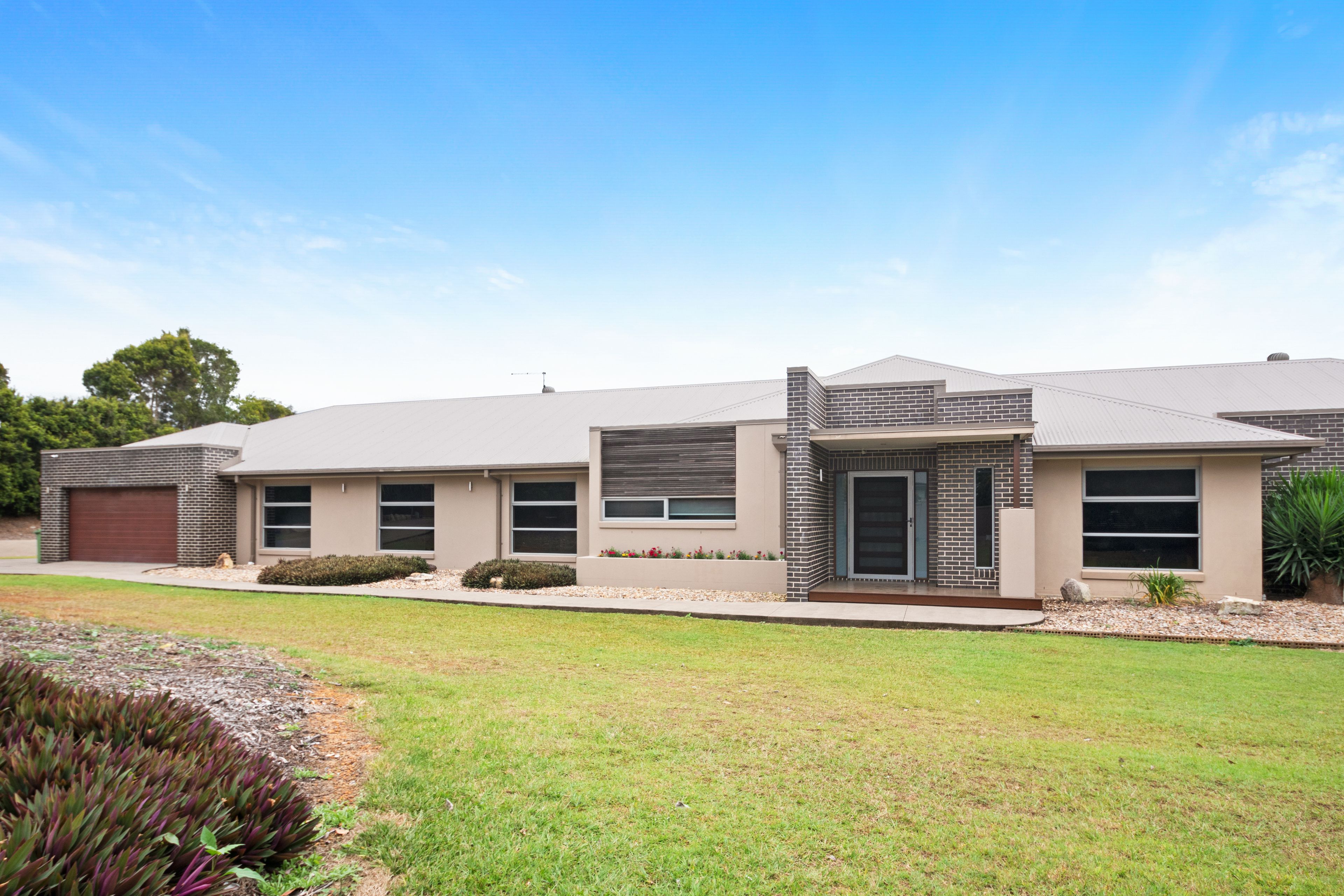 25-27 Remor Court, Elimbah, QLD 4516