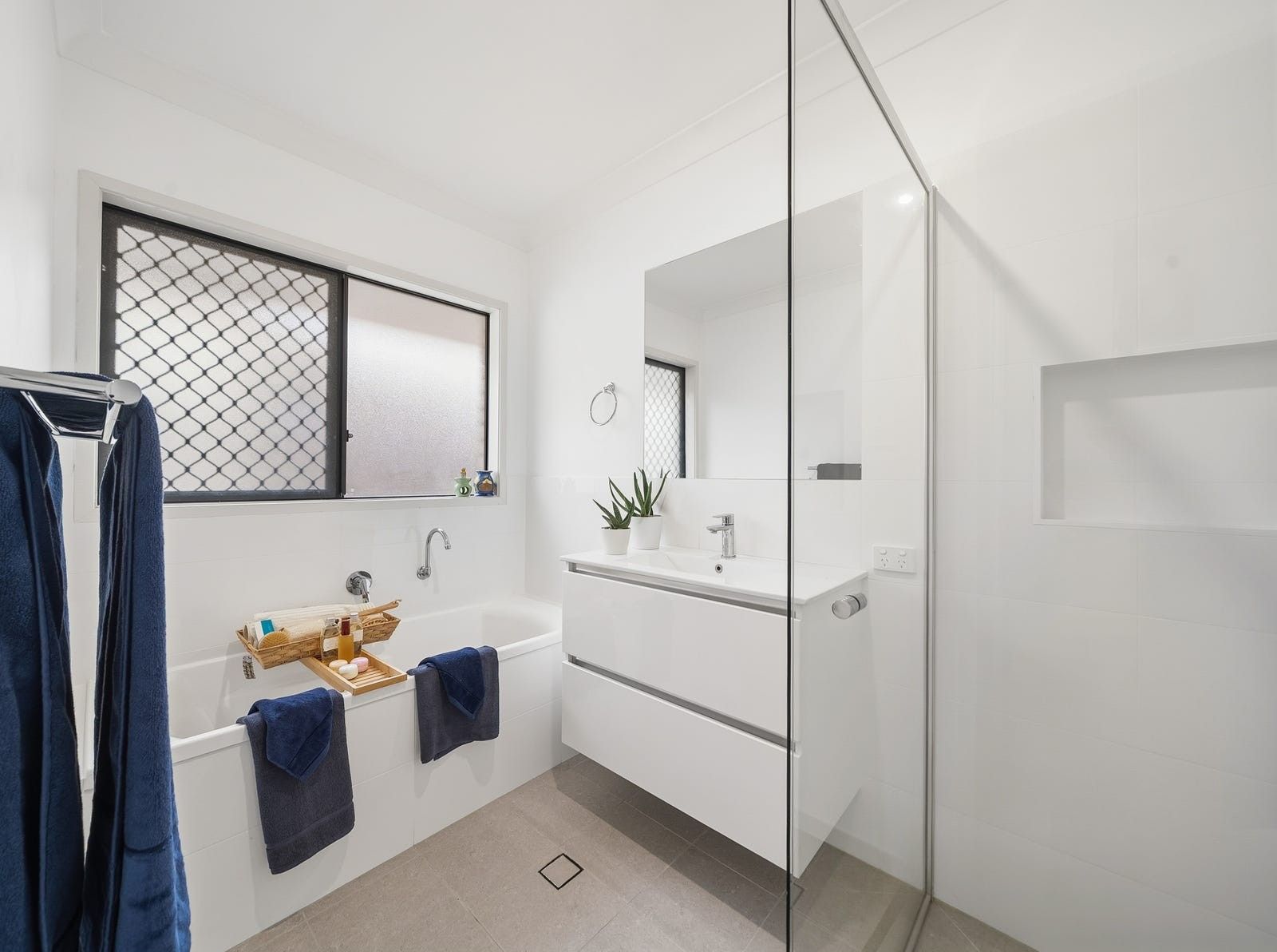 6 Williams Crescent — photo 19 of 25