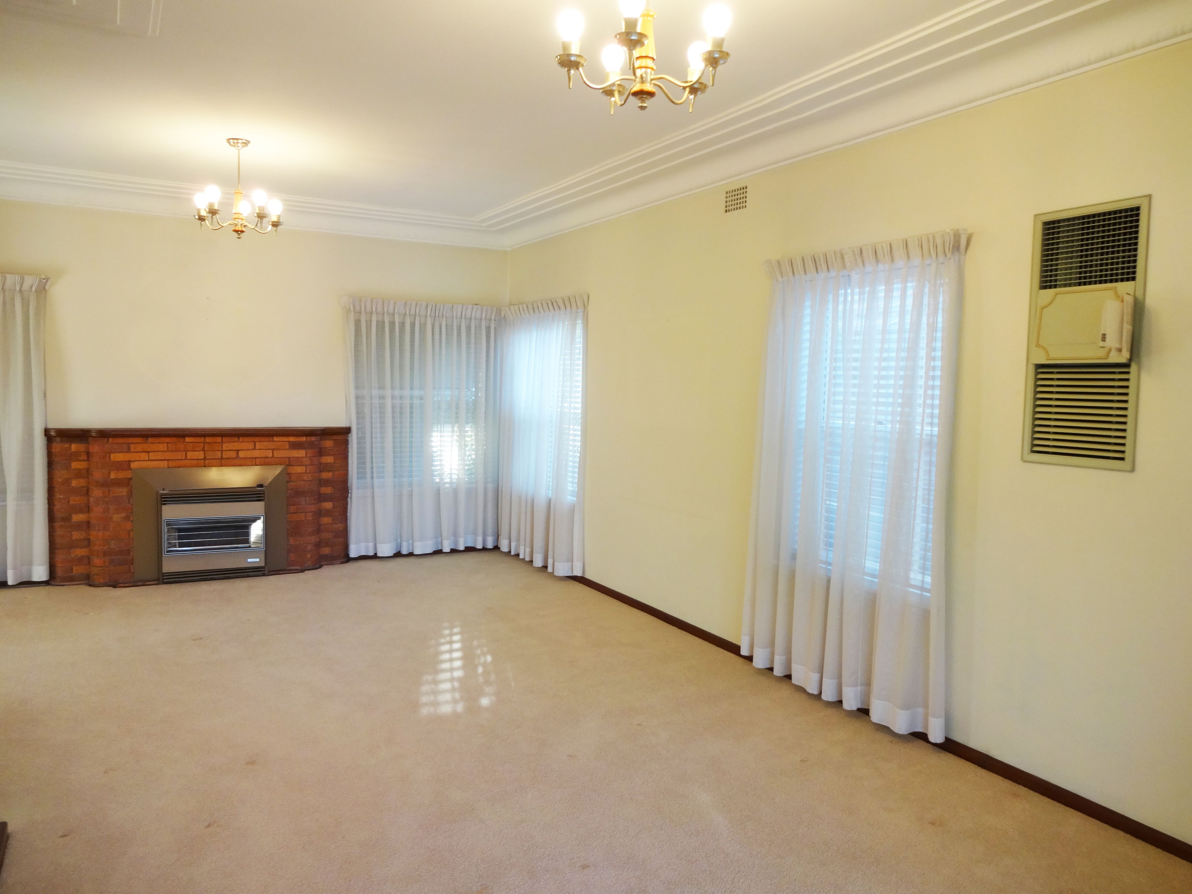 5 Cooloongatta Road, Beverly Hills, NSW 2209