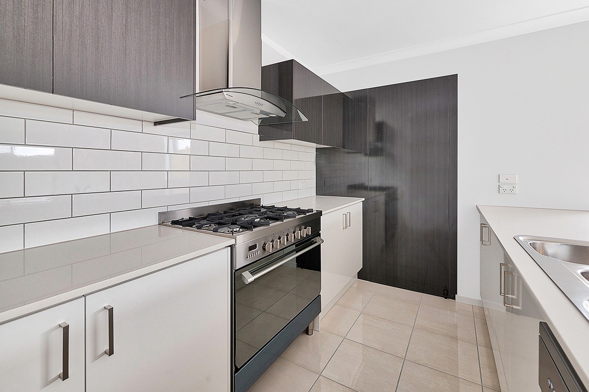 24 Tara Boulevard, Officer, VIC 3809