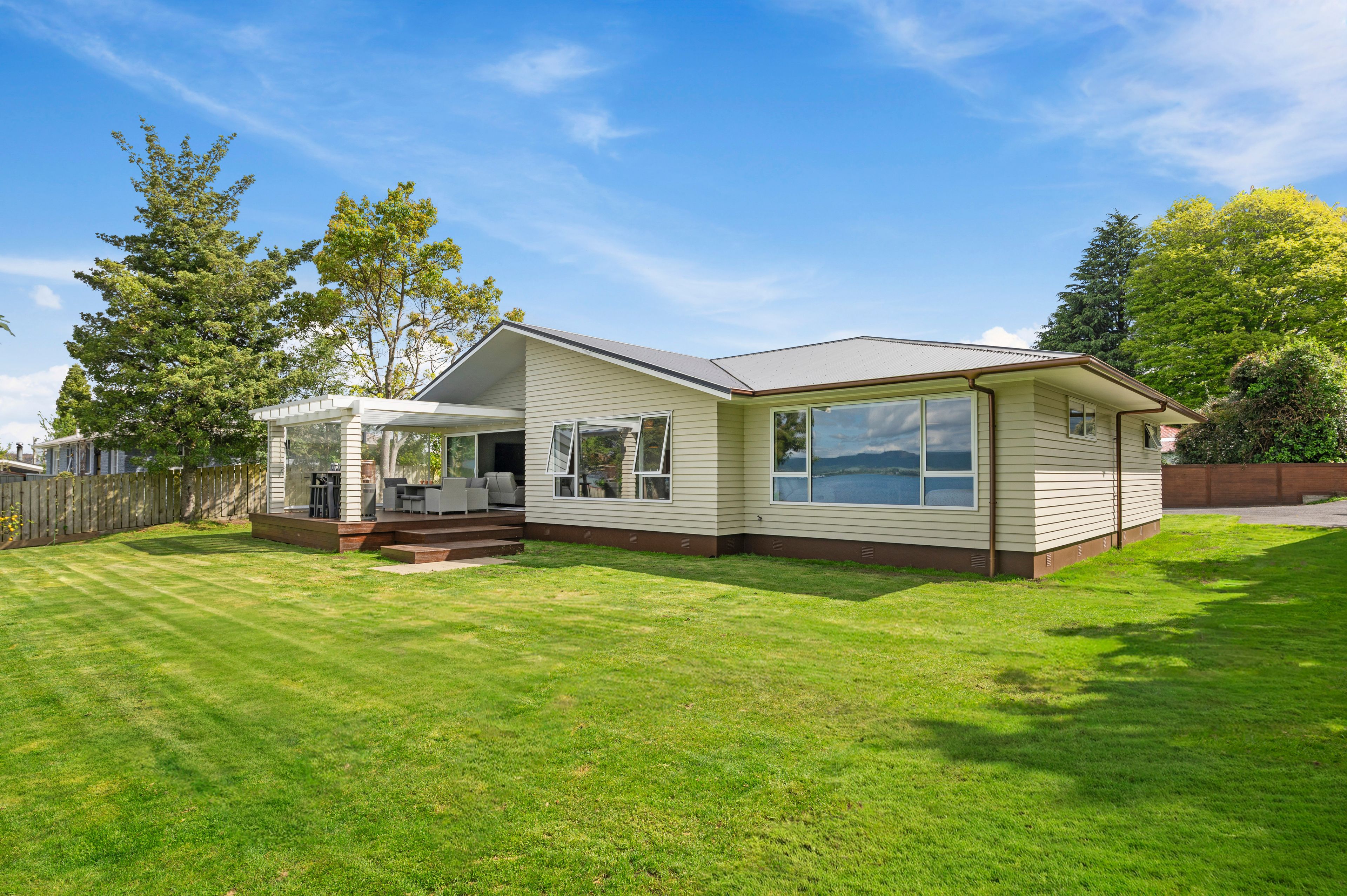 97 Koutu Road, Kawaha Point, Rotorua District