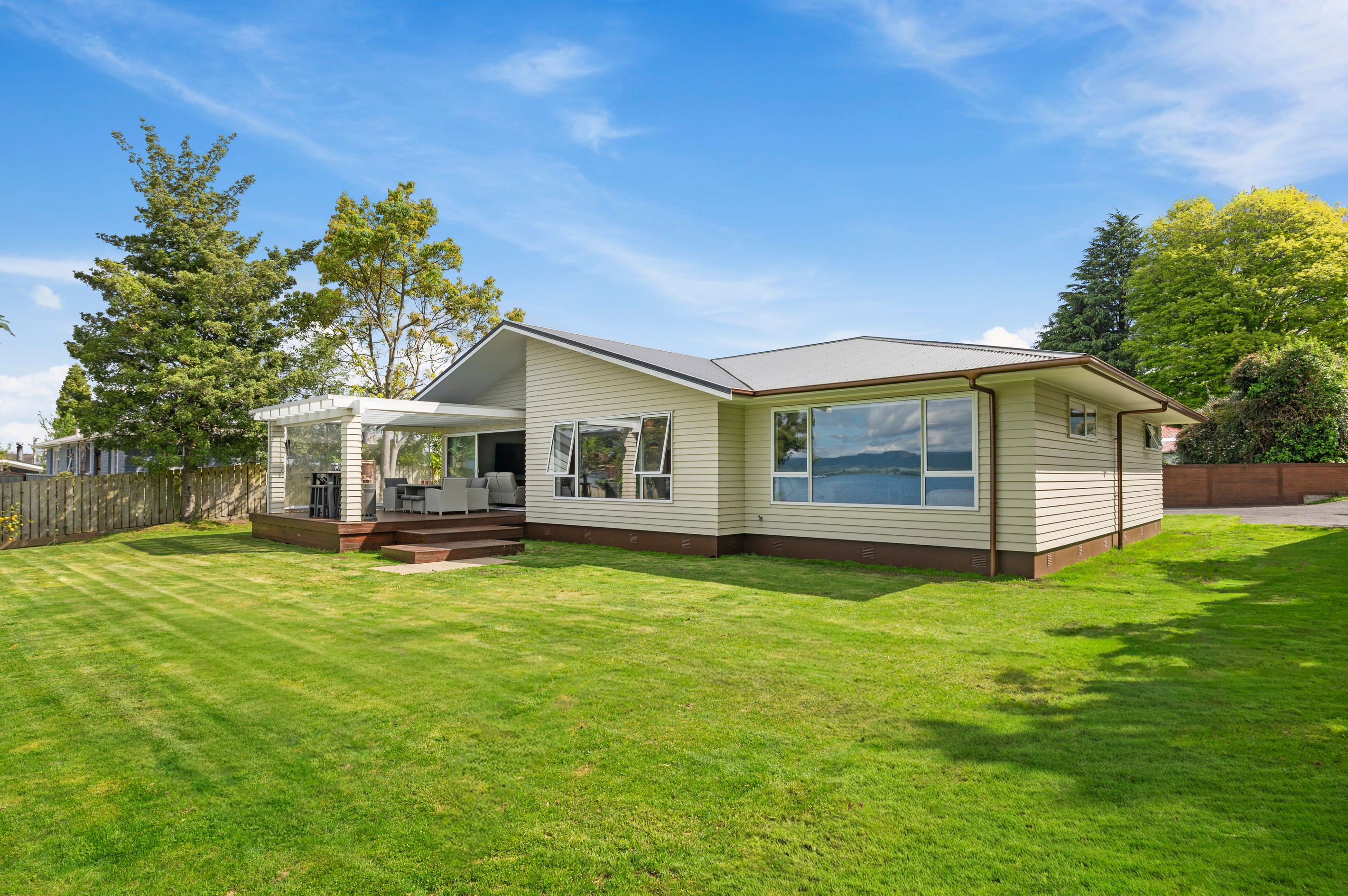 97 Koutu Road, Kawaha Point, Rotorua District