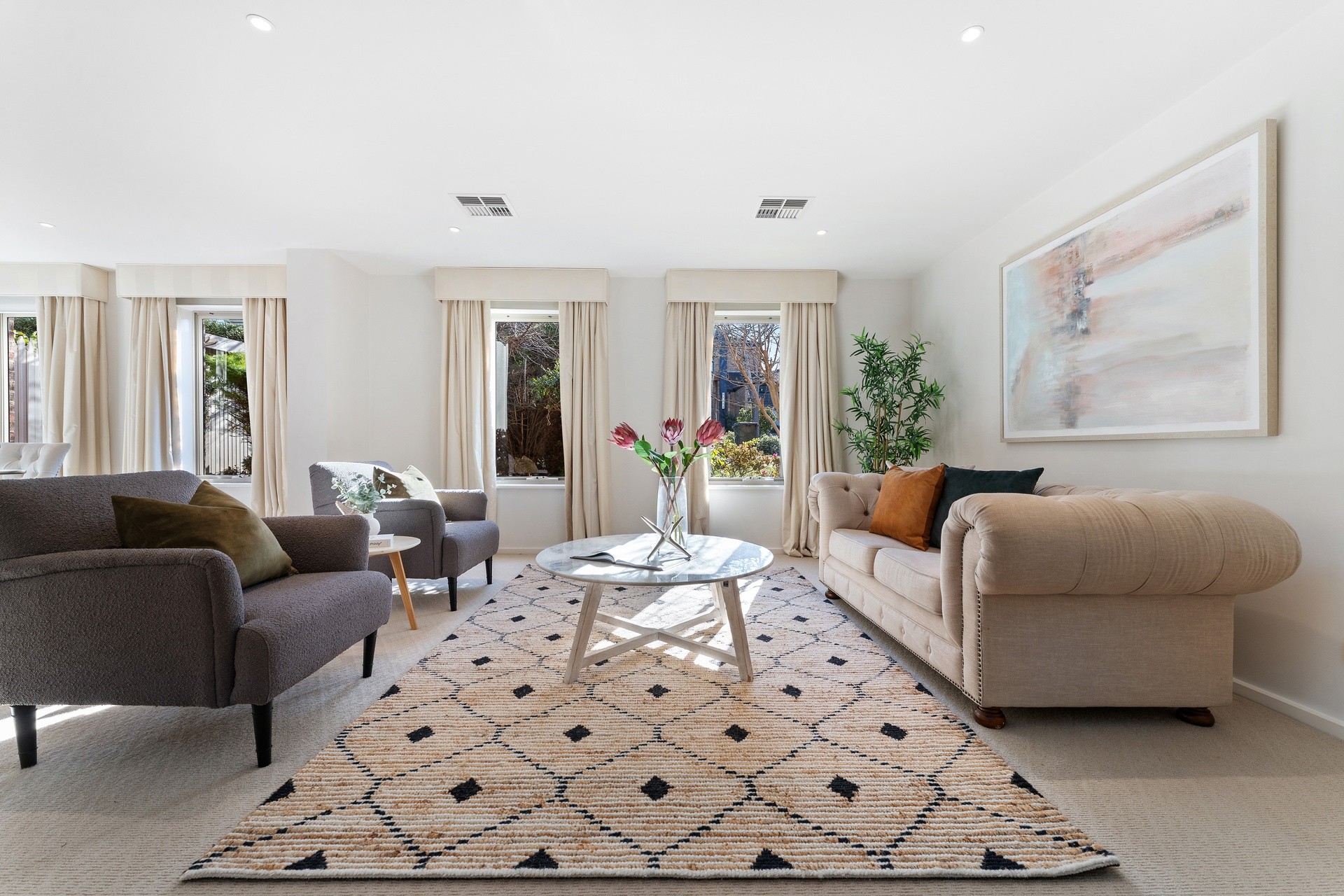 2 Autumn Court, Glen Waverley, VIC 3150