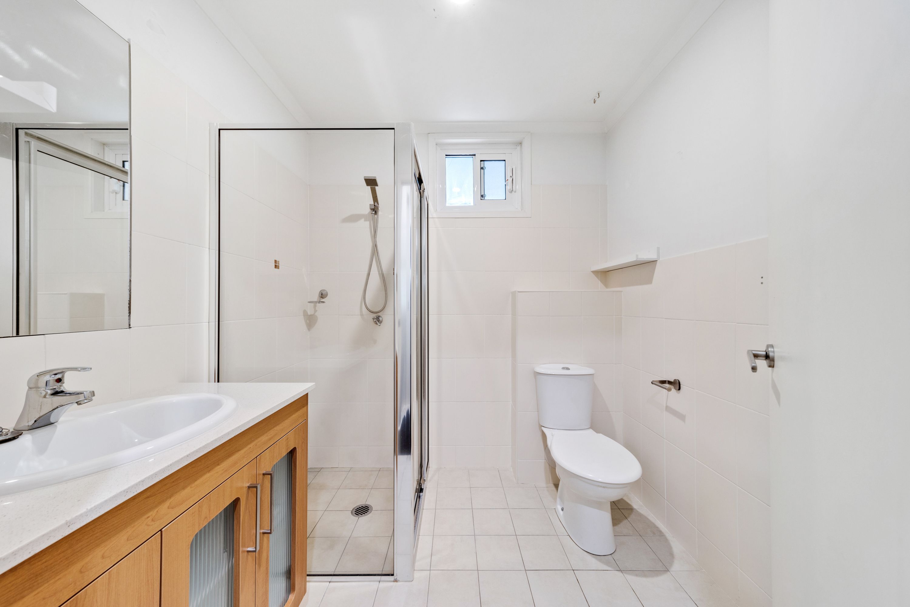 121/68 Hardwick Crescent — photo 6 of 11