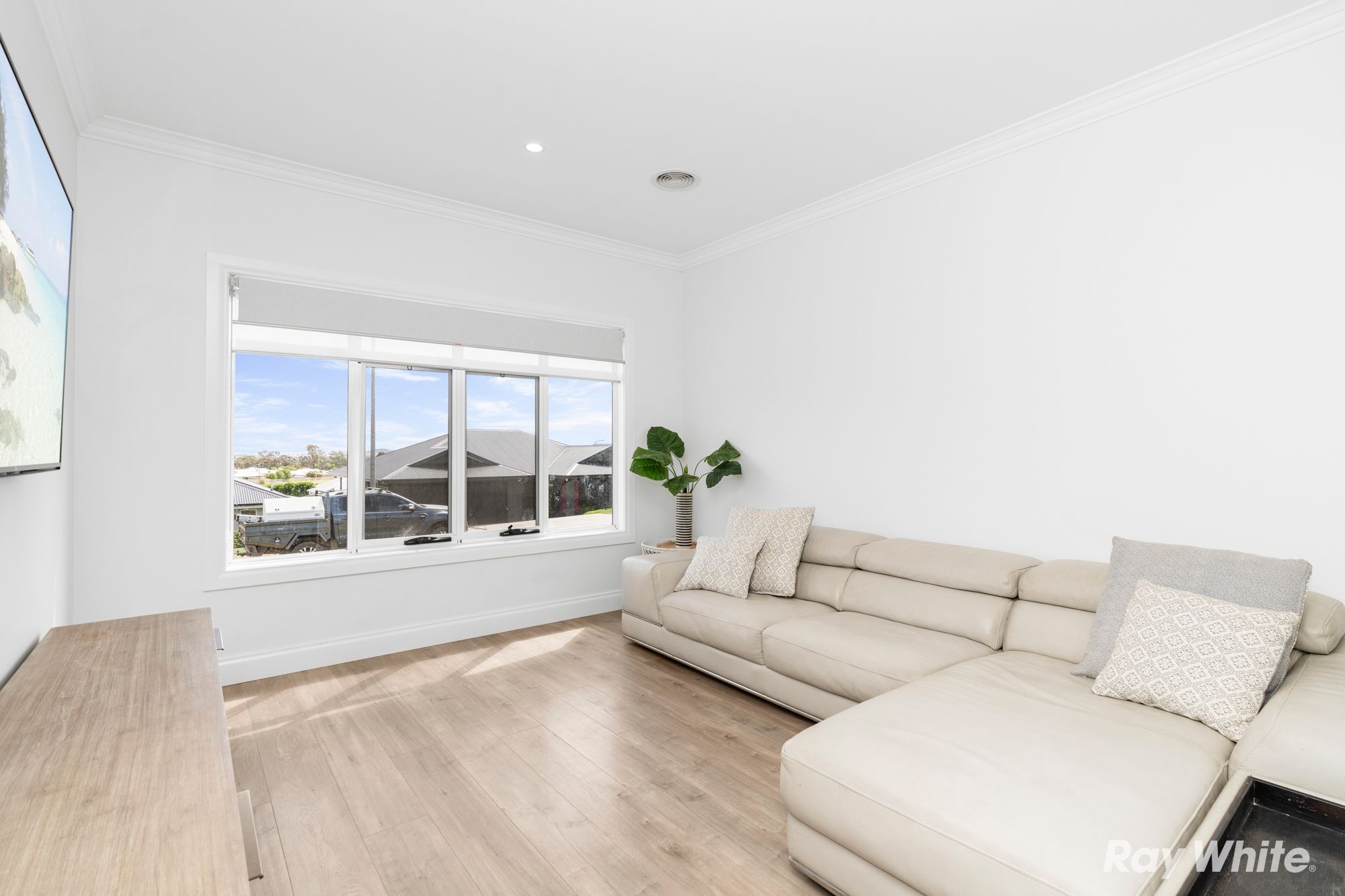 5 Heffron Street — photo 6 of 15