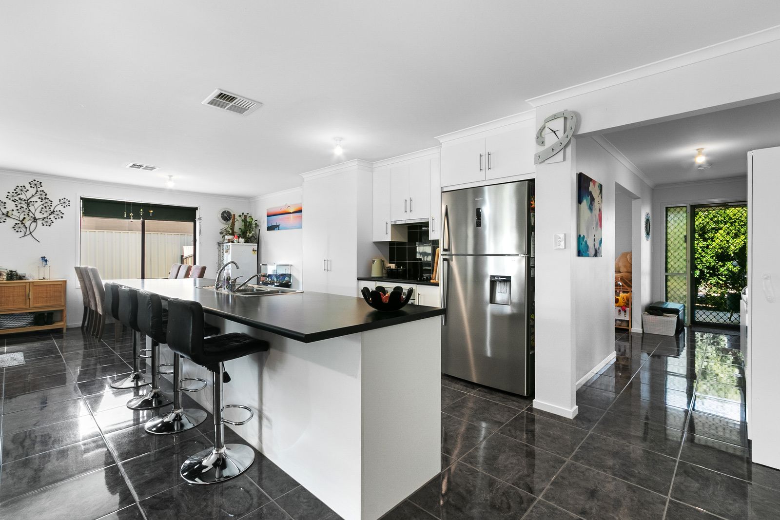 5 George Street — photo 5 of 30