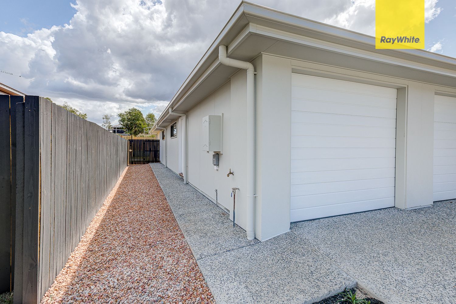 2/100 Pierro Street, Logan Reserve, QLD 4133