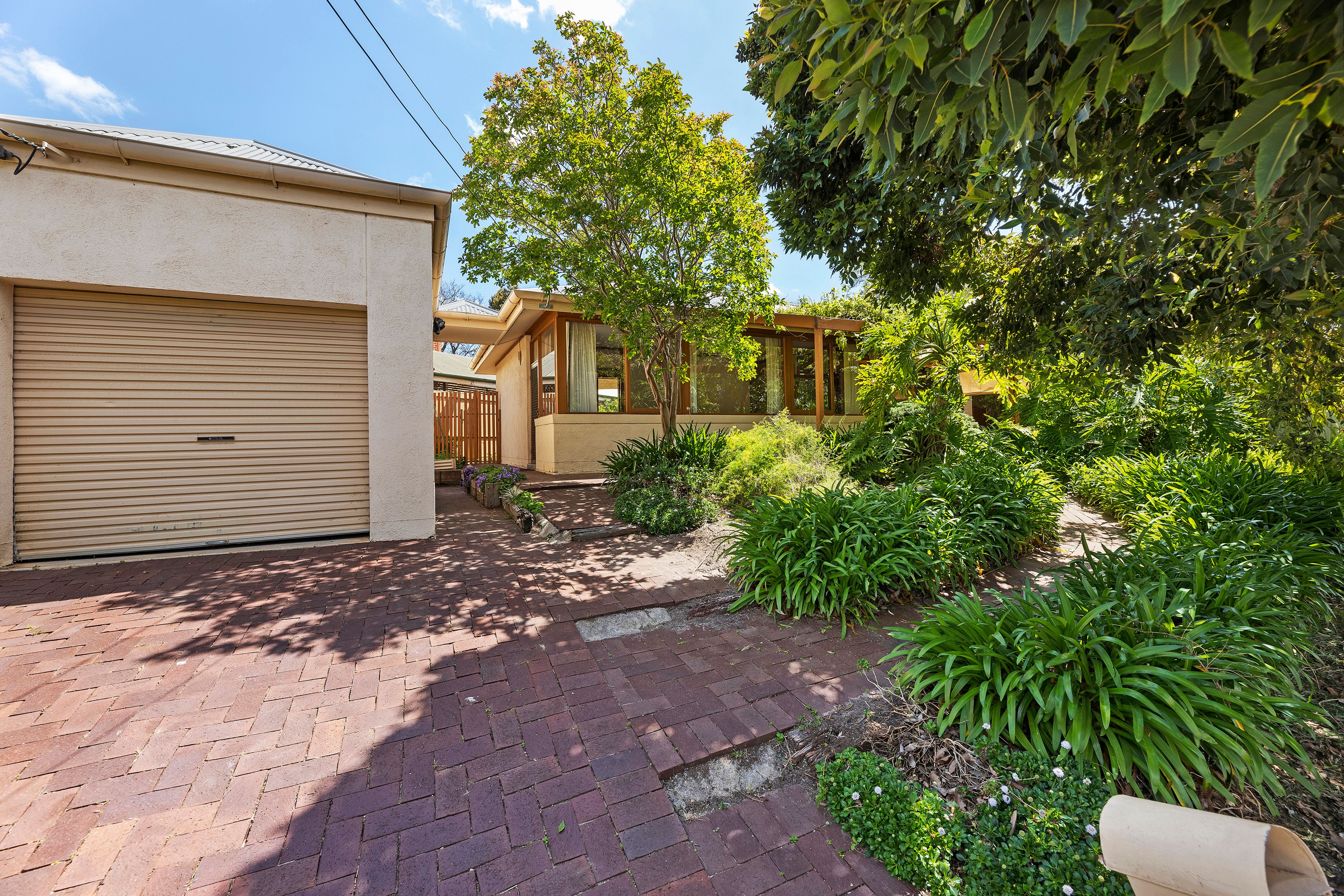 1 River Glen Drive, Windsor Gardens, SA 5087