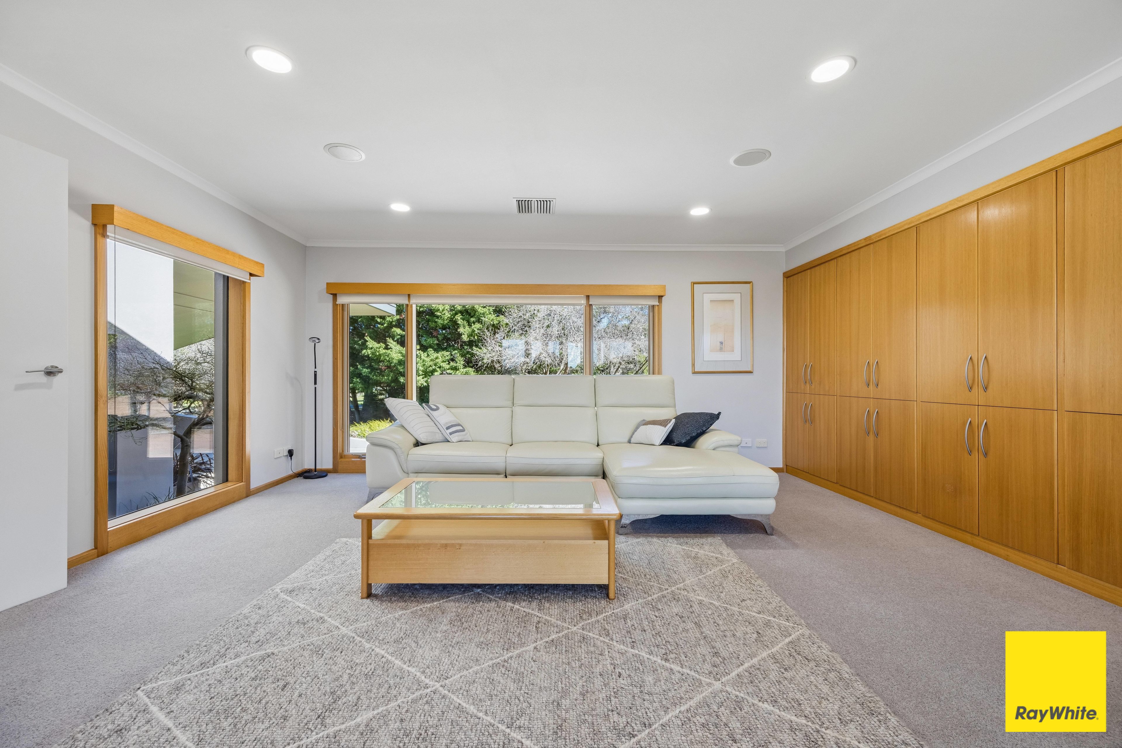 47 Victoria Street — photo 12 of 30