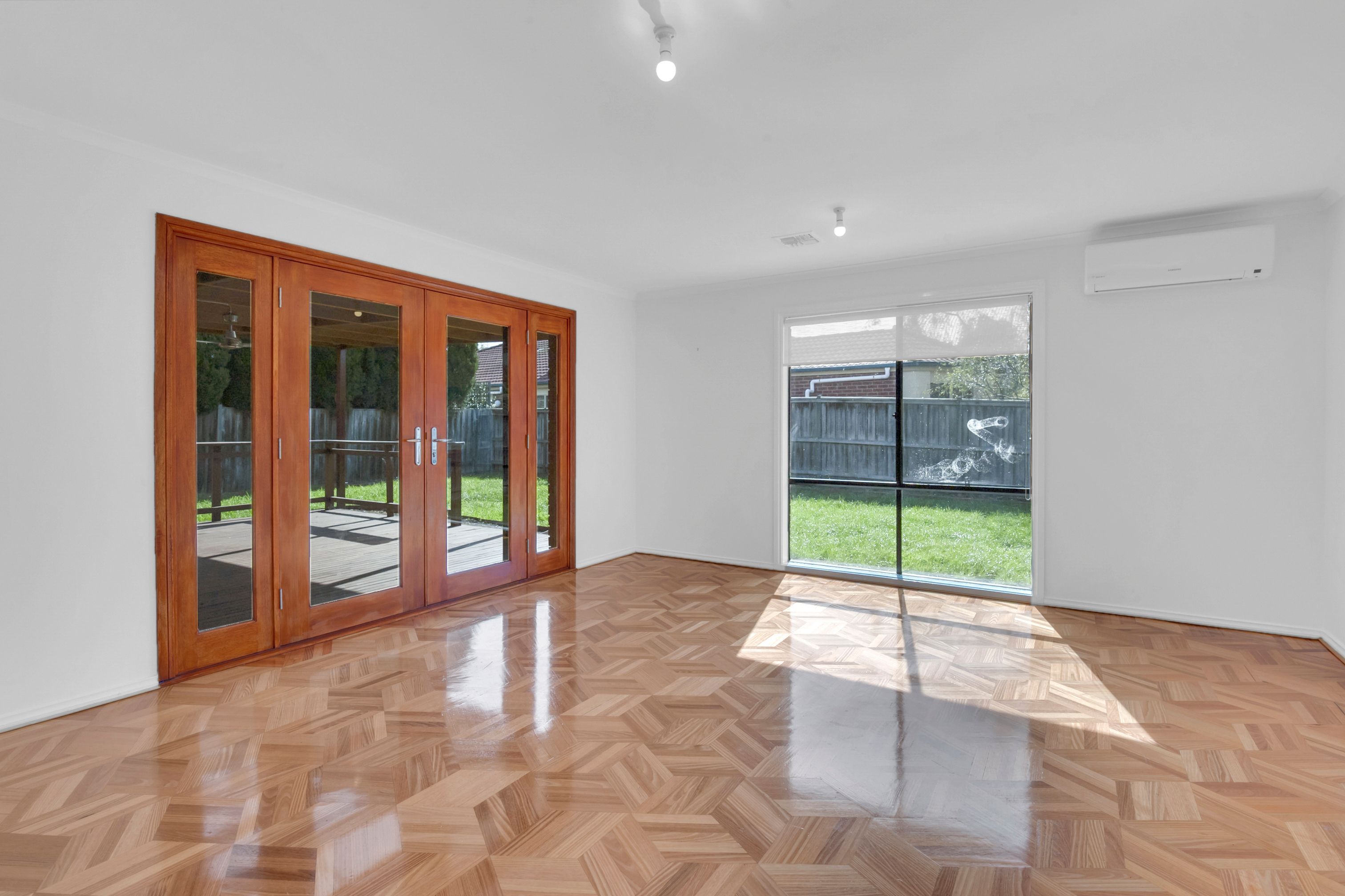 24 Buttercup Grove, Bundoora, VIC 3083