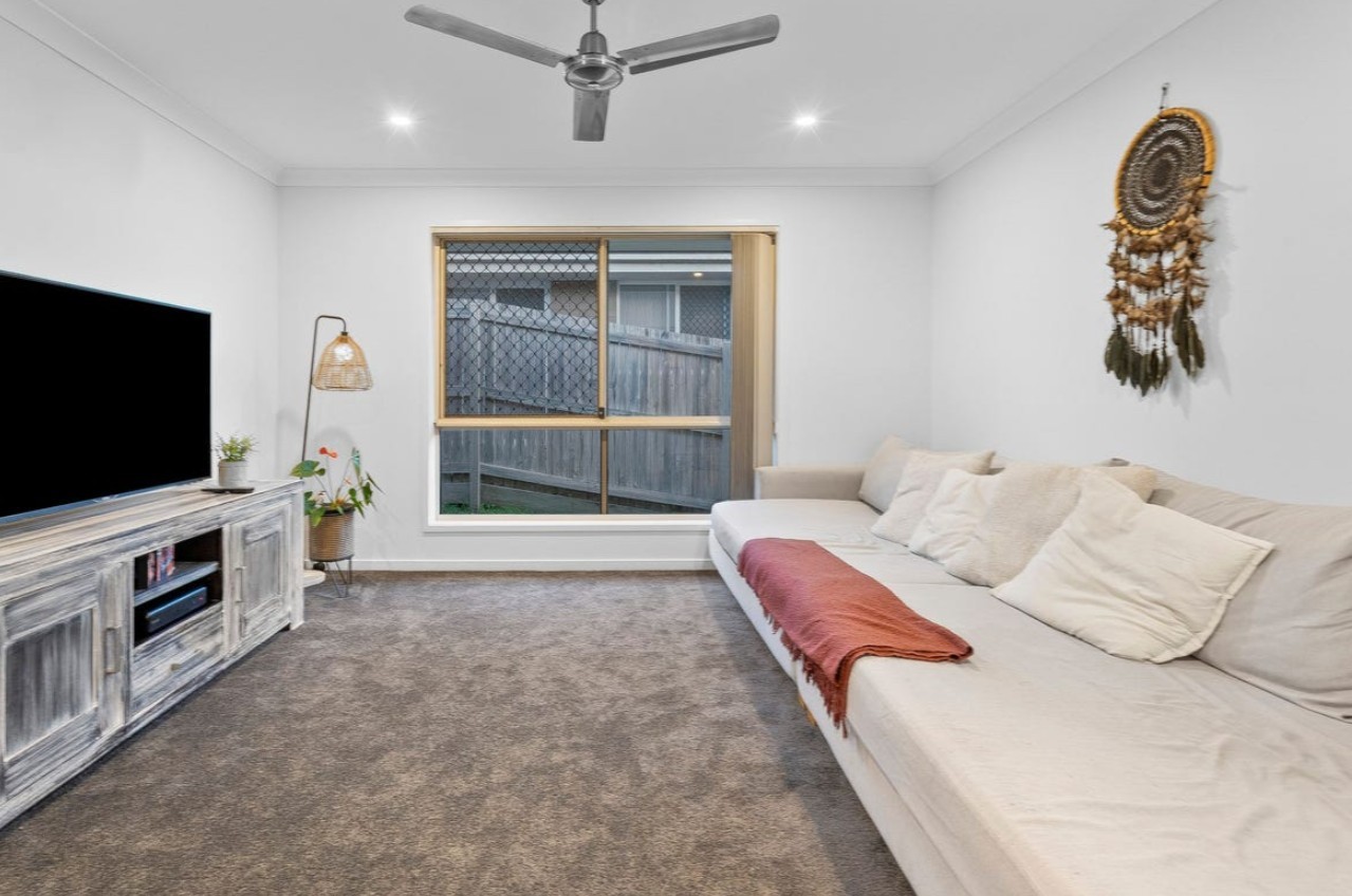 28 Nighshade Crescent, Pimpama, QLD 4209