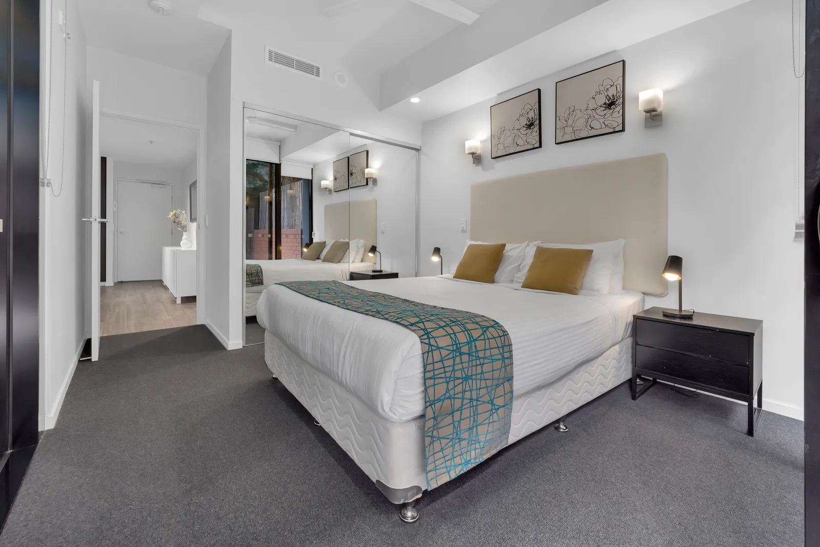 1006/9 Edmondstone Street, South Brisbane