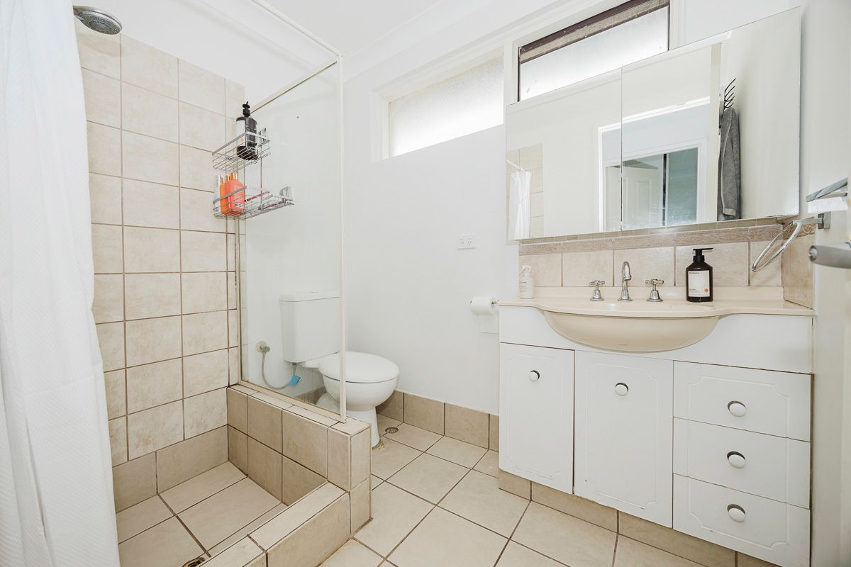 11 Mitchell Place — photo 17 of 27