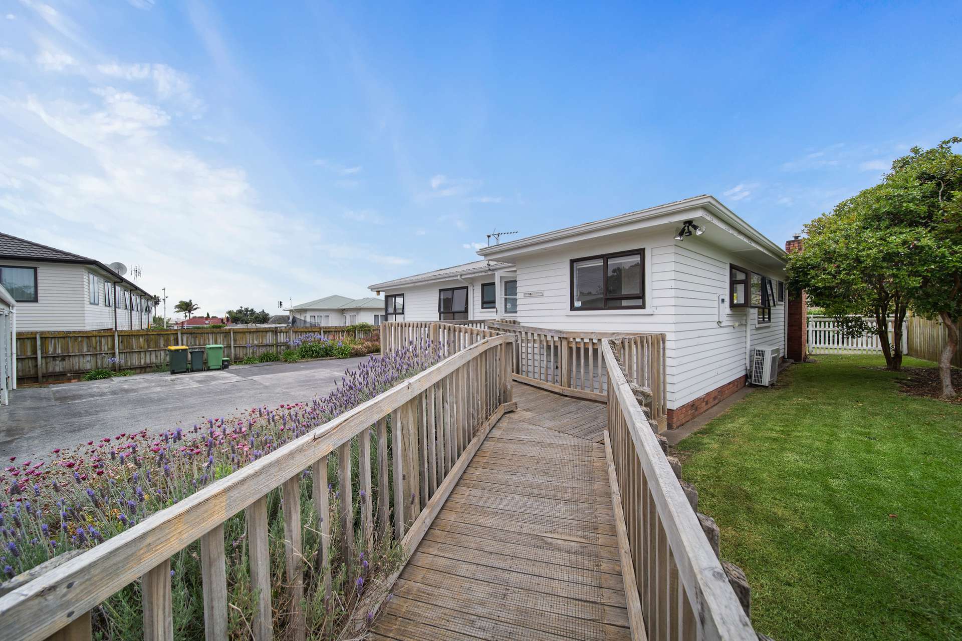 261 Puhinui Road photo 4