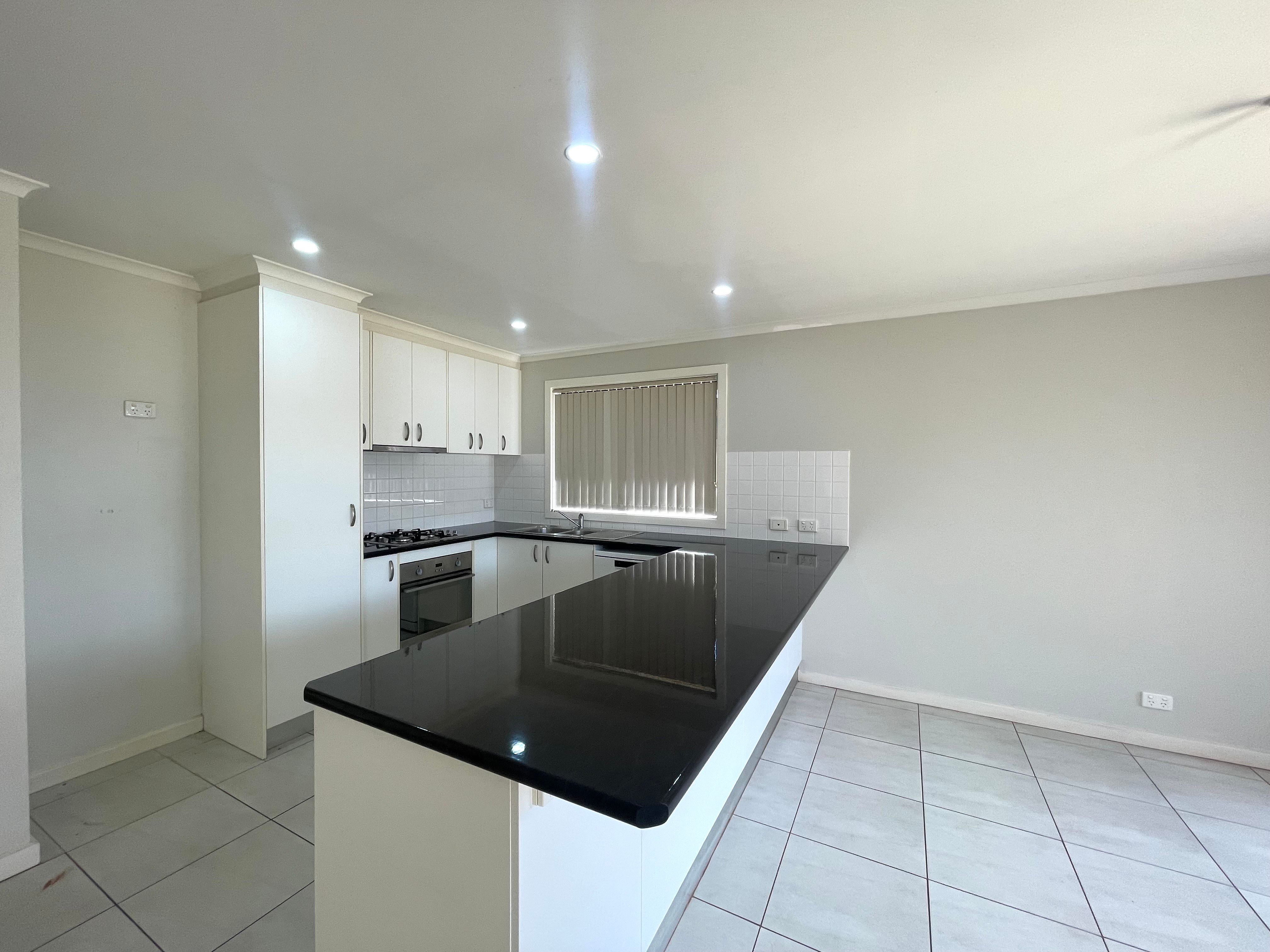 10 Vern Schuppan Drive, Whyalla Norrie, SA 5608