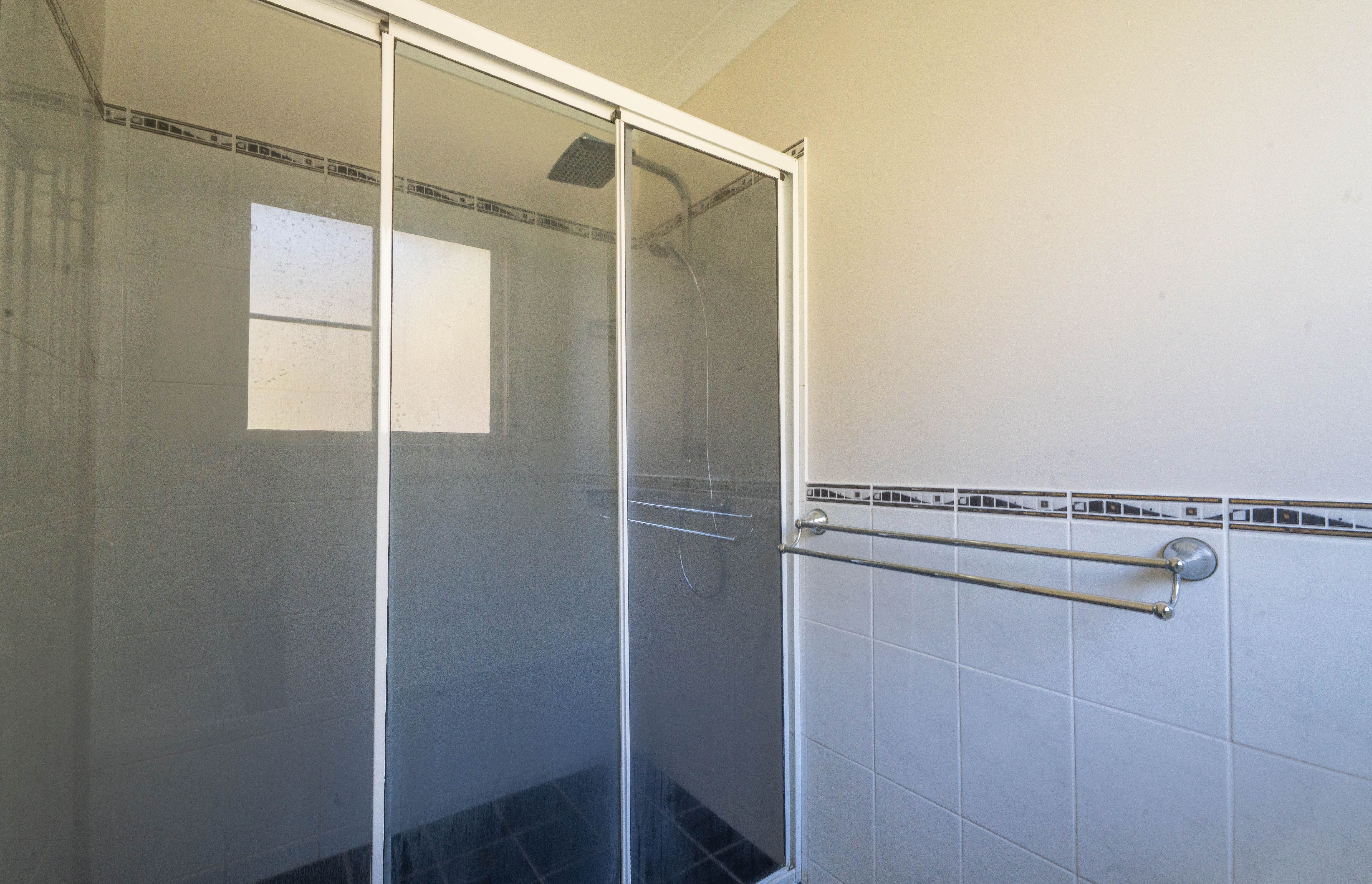 289 Lower Bathurst Street — photo 9 of 19